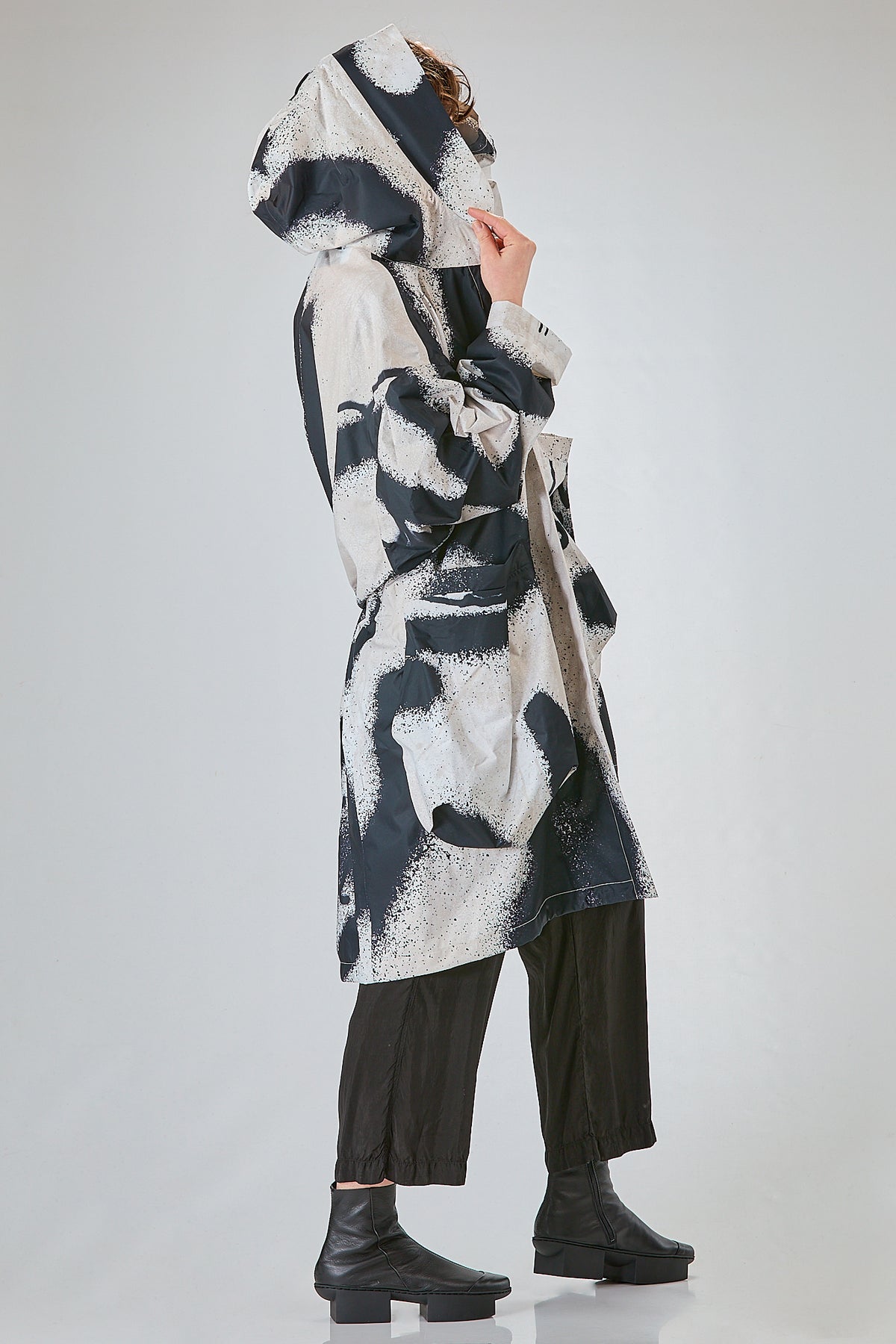 http://localhost:8180/imgBeestore/31782-1 A.jpg
