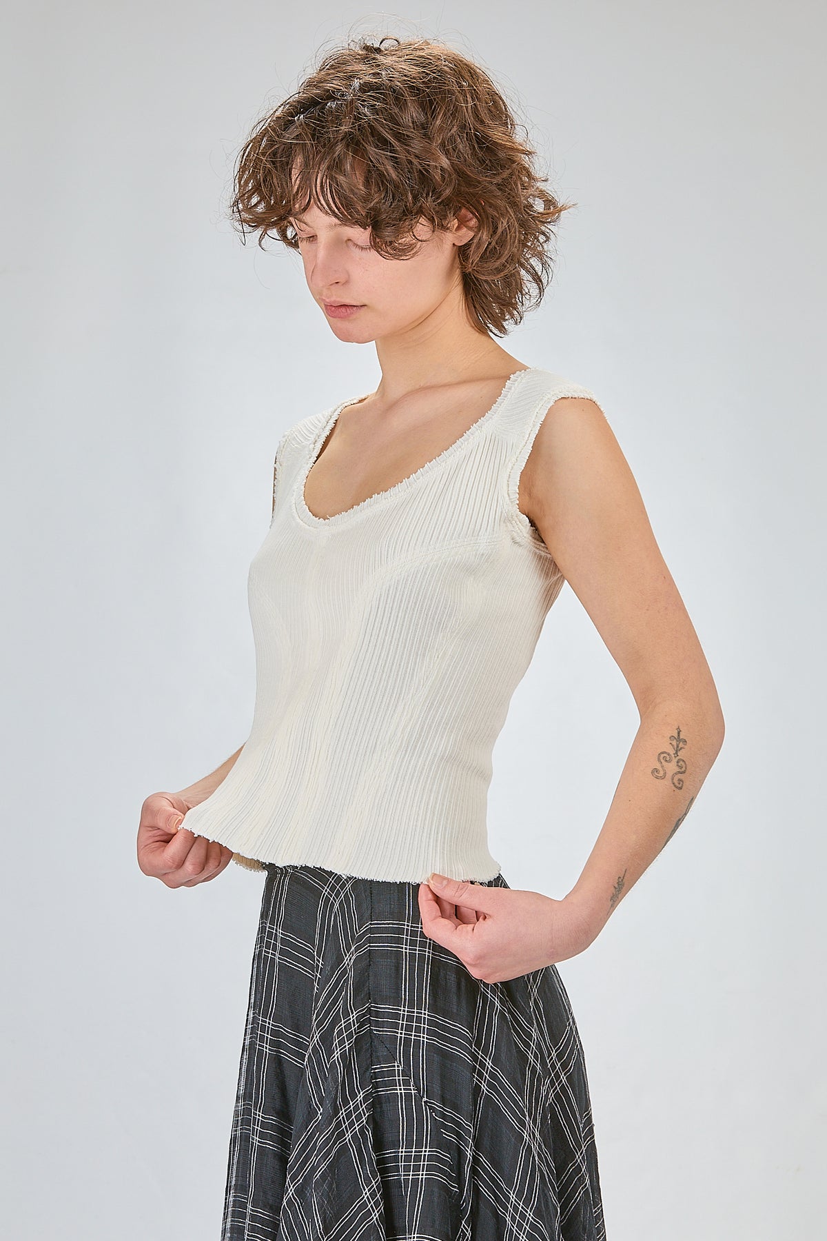 http://localhost:8180/imgBeestore/31757-1 A.jpg