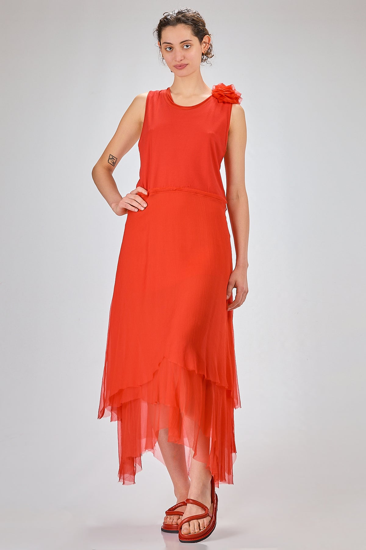 http://localhost:8180/imgBeestore/31621-1 A.jpg