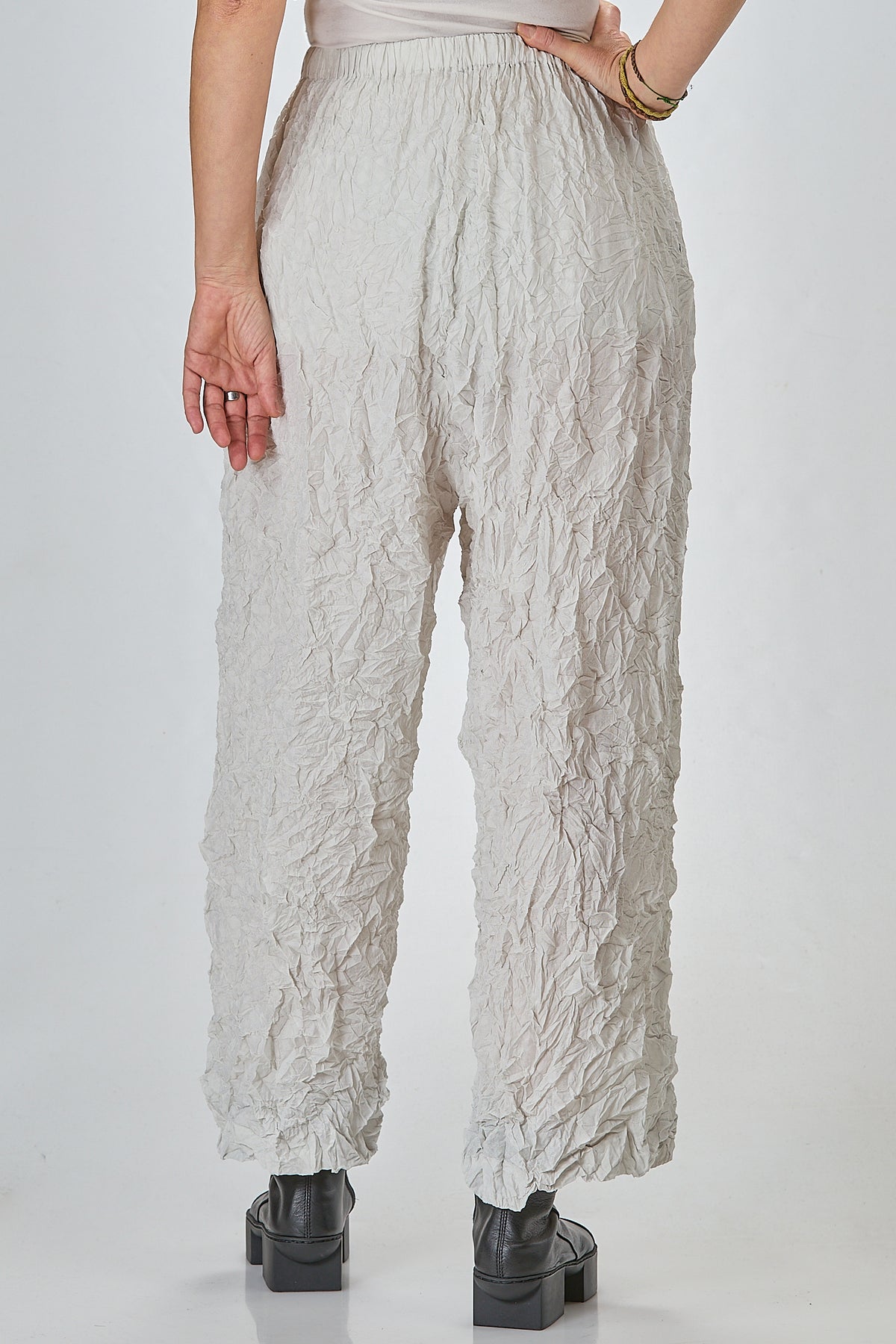 Ivo Milan Radical Fashion - pantaloni - SHU MORIYAMA
