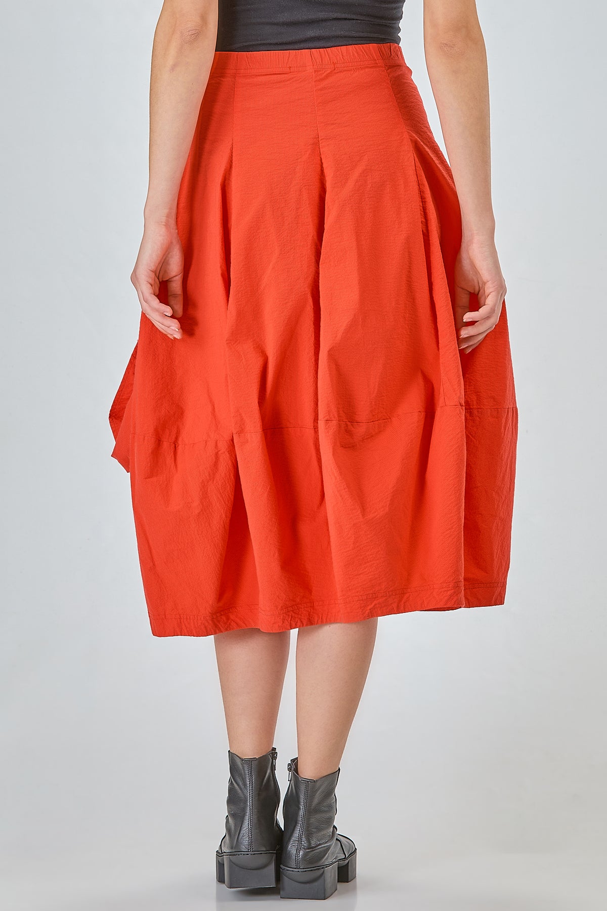 http://localhost:8180/imgBeestore/31785-1 A.jpg