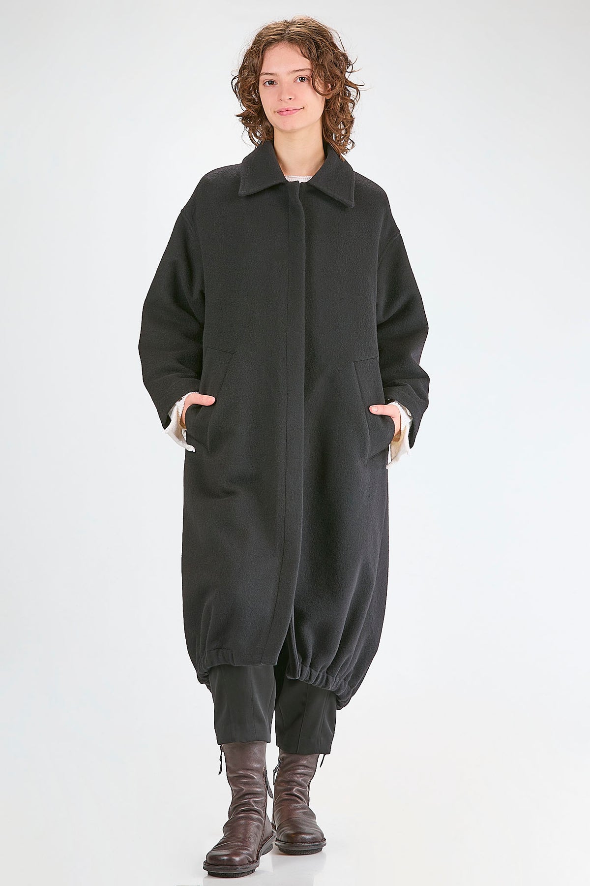 Ivo Milan Radical Fashion - cappotti - CÀPE CONCEPT