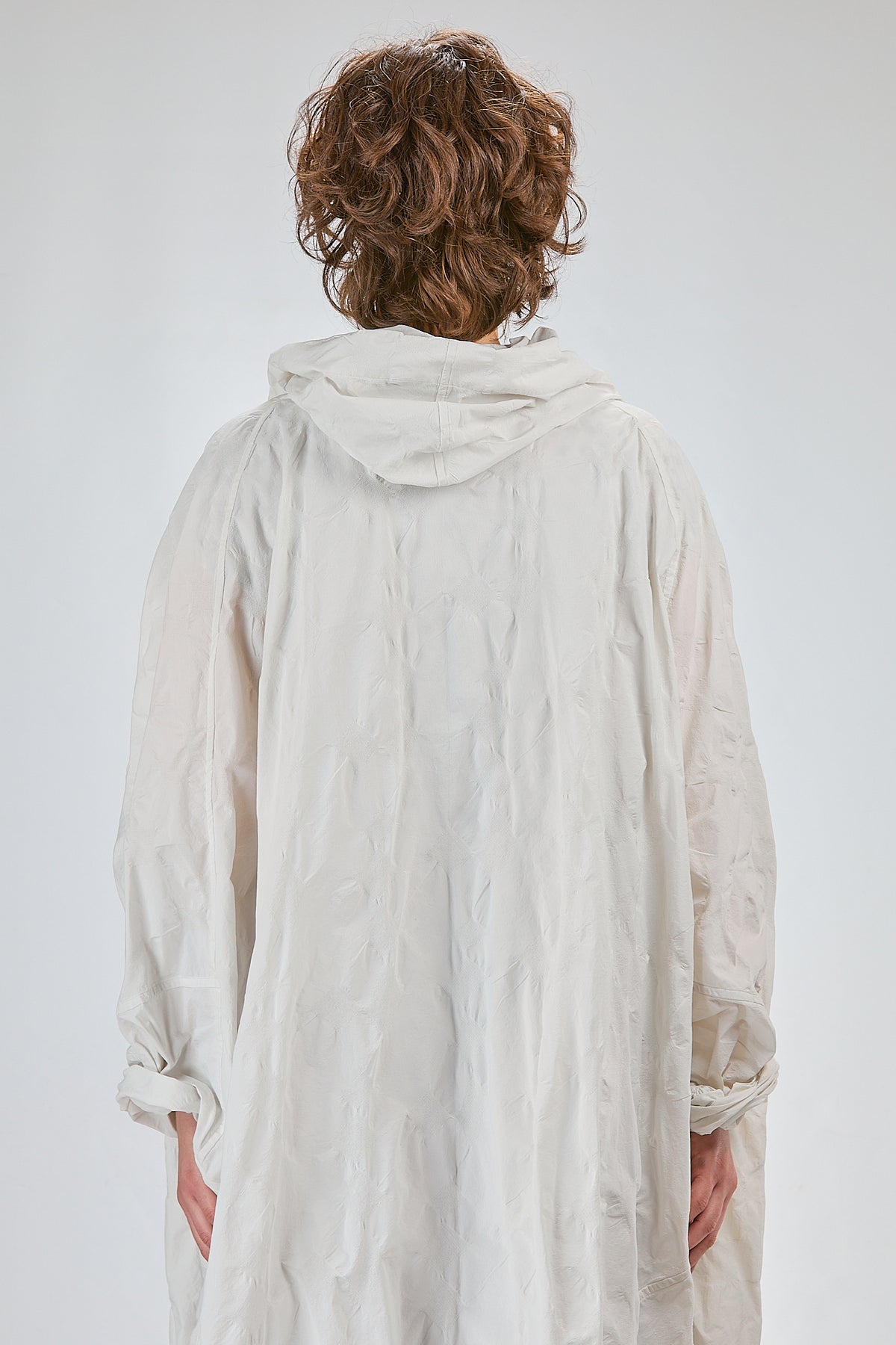 http://localhost:8180/imgBeestore/31834-1 A.jpg
