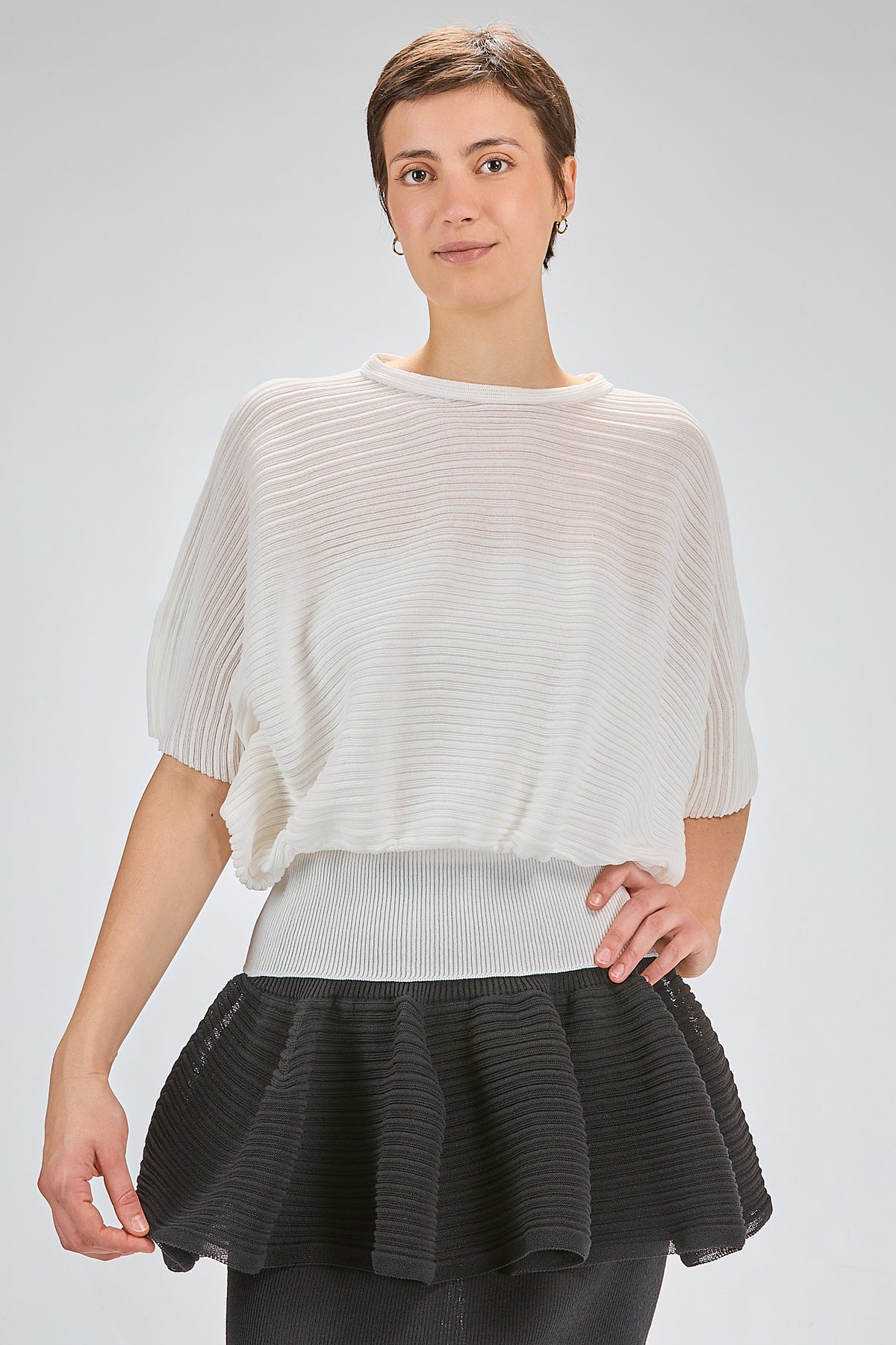 http://localhost:8180/imgBeestore/31661-1 A.jpg