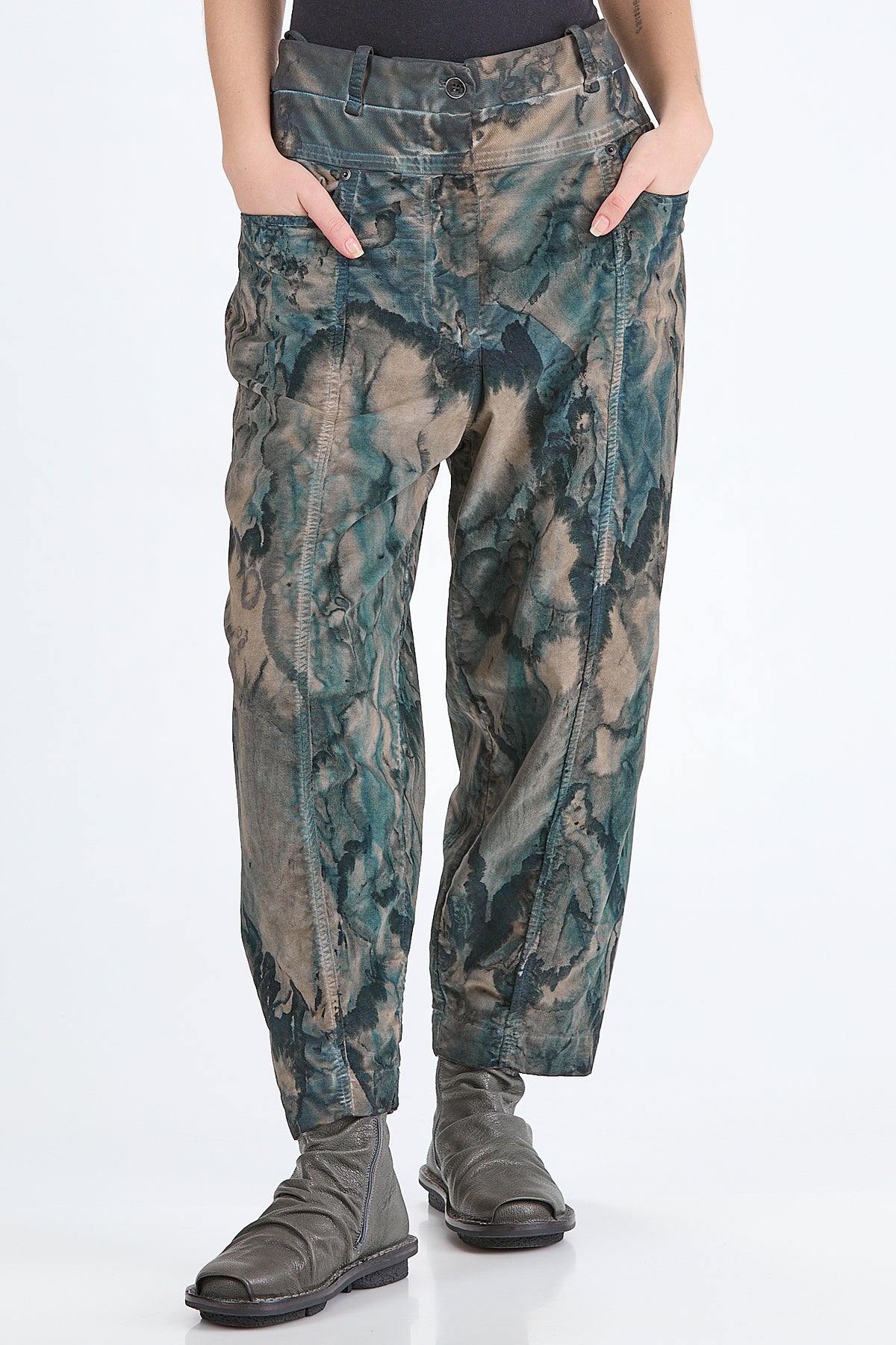 Ivo Milan Radical Fashion - pantaloni - MASNADA