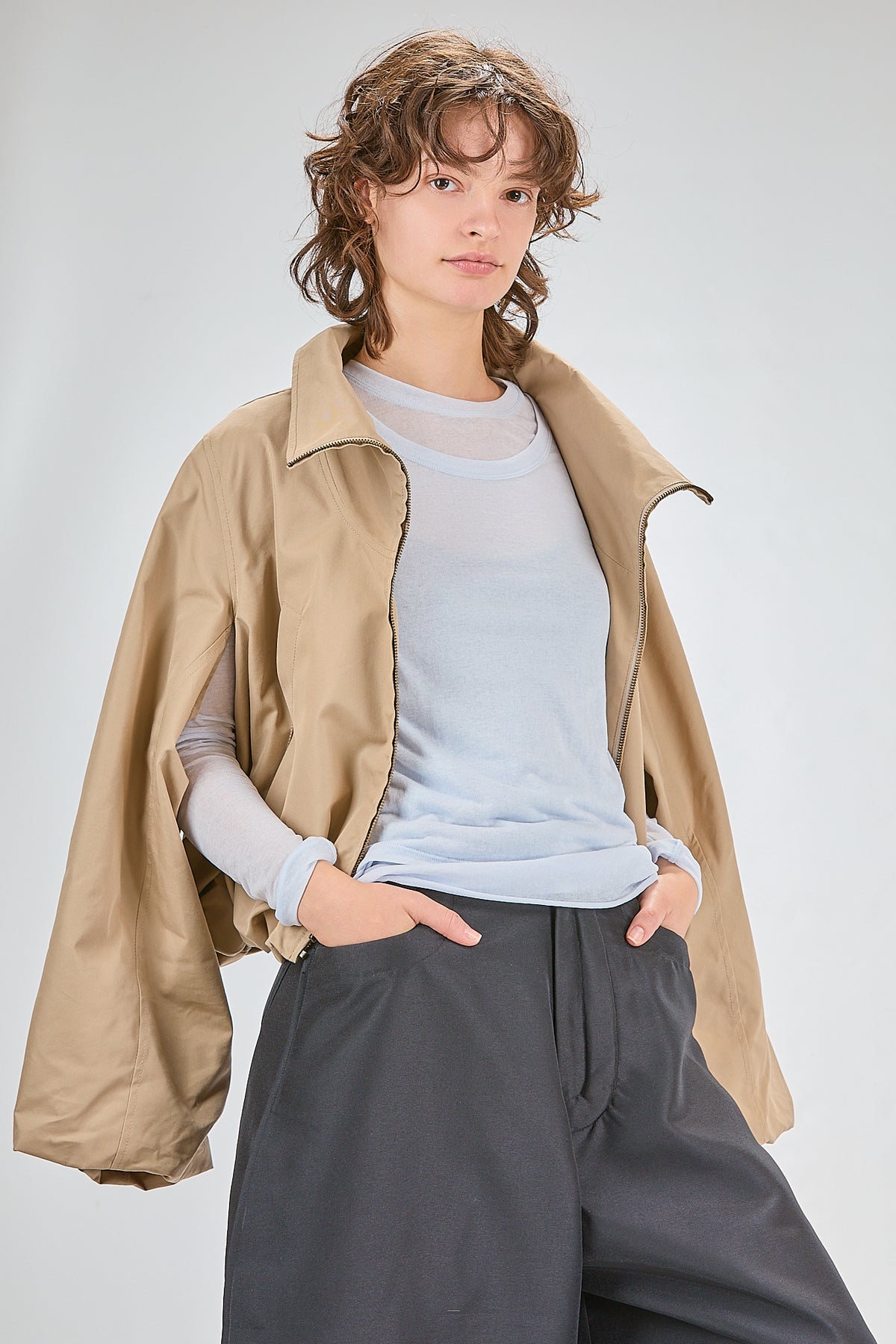 http://localhost:8180/imgBeestore/31769-1 A.jpg