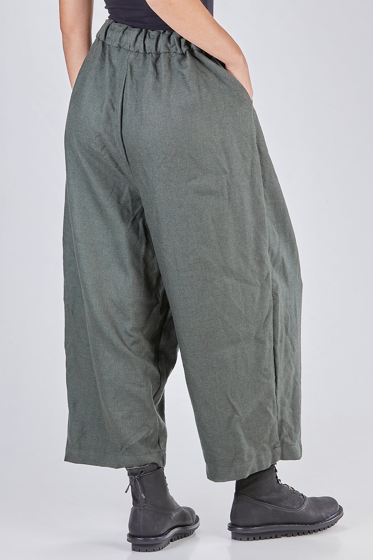 Ivo Milan Radical Fashion - pantaloni - RISA NAKAMURA
