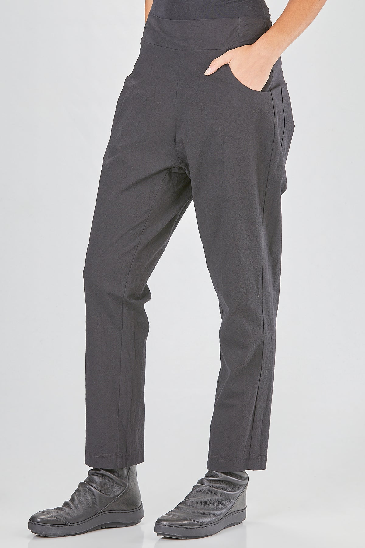 Ivo Milan Radical Fashion - pantaloni - RUNDHOLZ