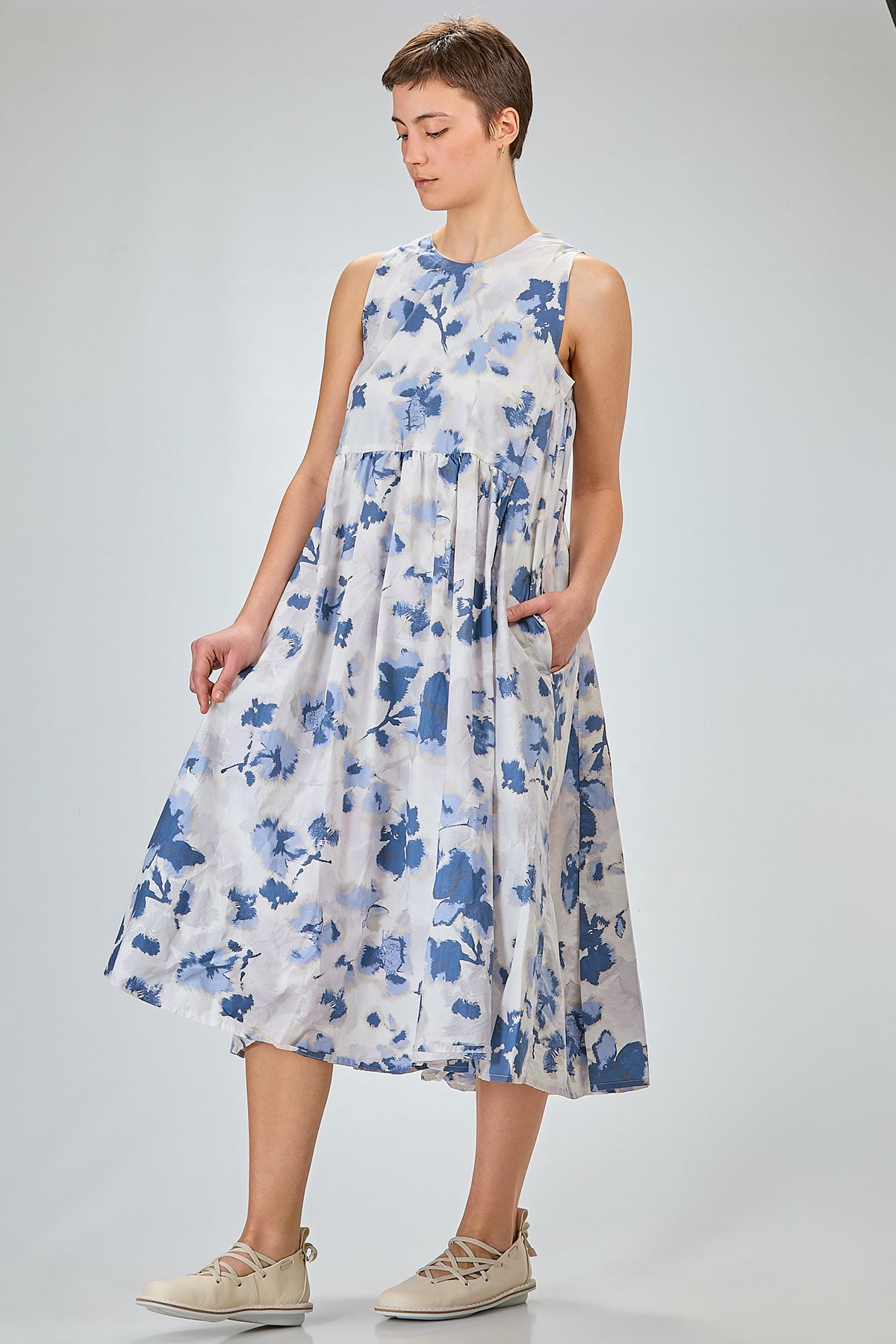 http://localhost:8180/imgBeestore/31634-1 A.jpg