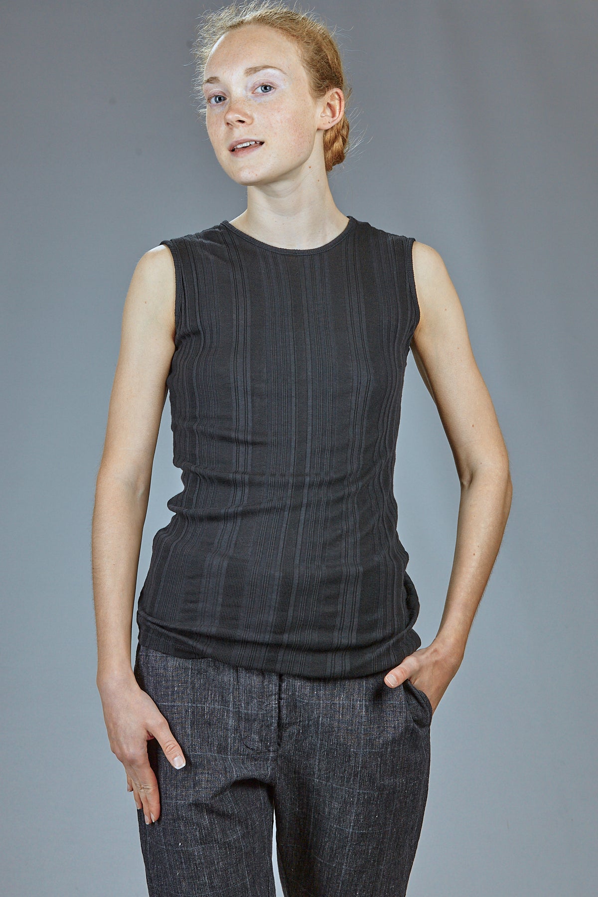 Ivo Milan Radical Fashion - top - AEQUAMENTE