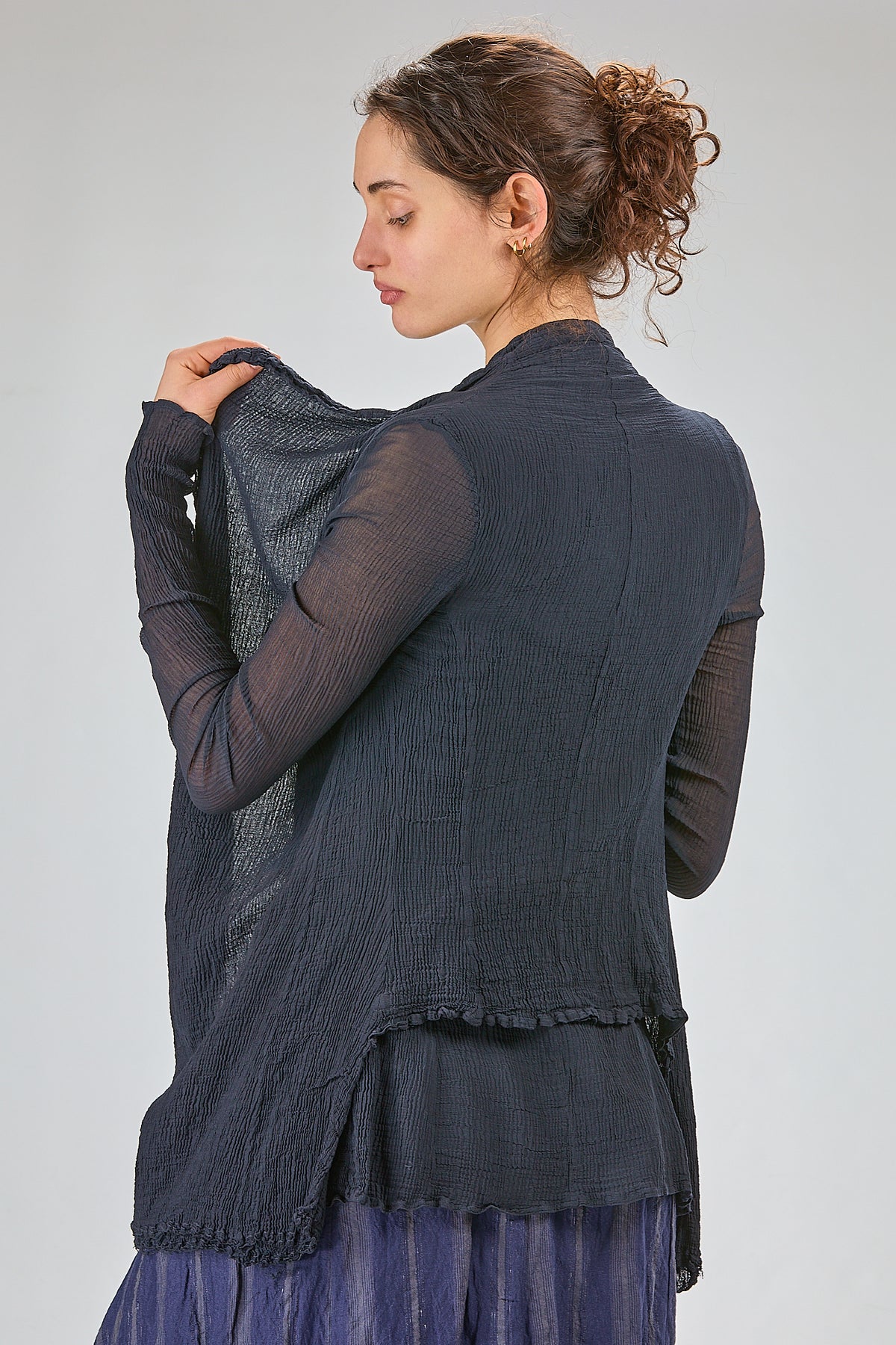 http://localhost:8180/imgBeestore/31758-1 A.jpg