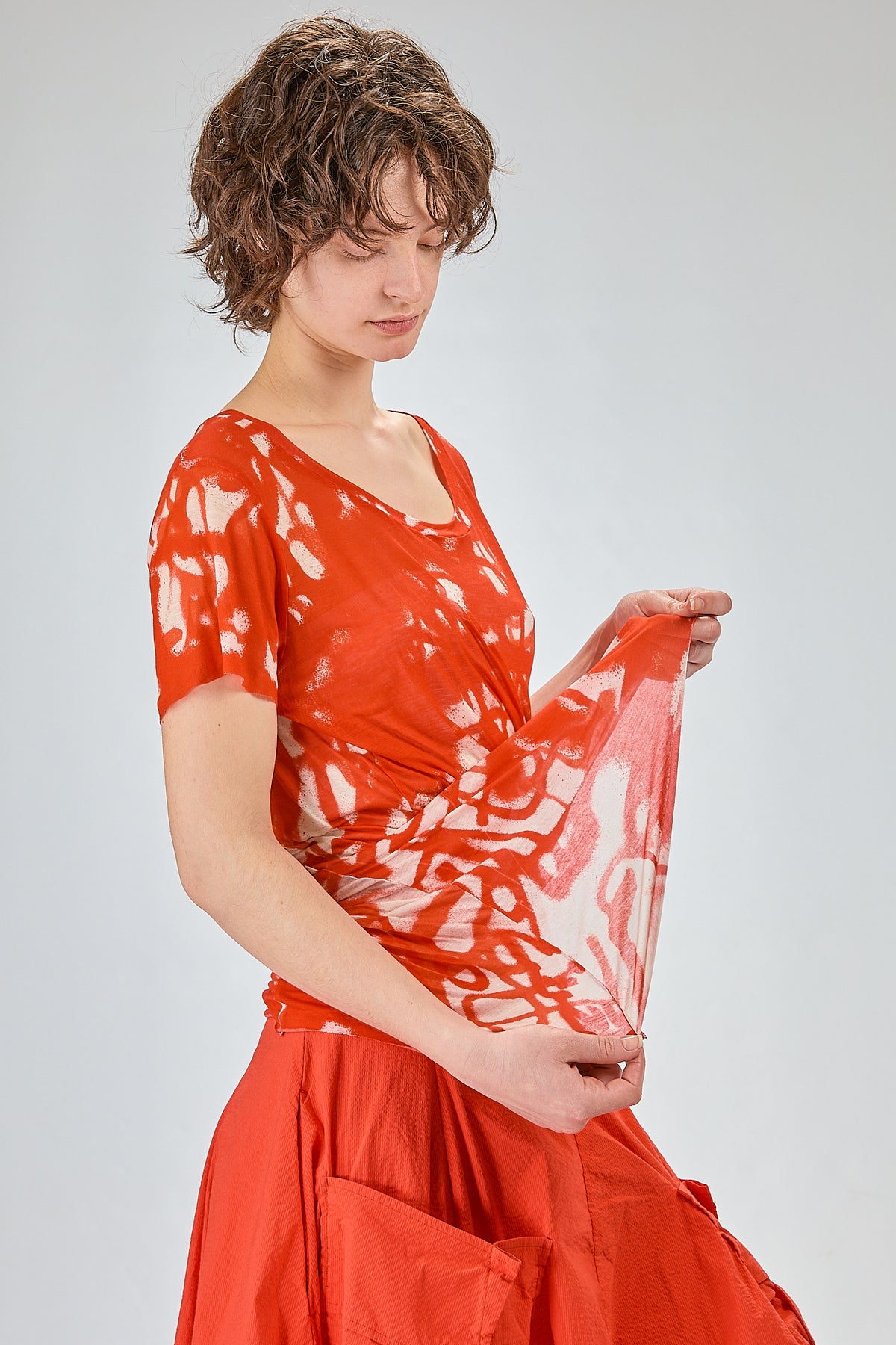 http://localhost:8180/imgBeestore/31792-1 A.jpg
