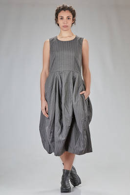 longuette dress, sleeveless in pinstriped serge polyester  - 157