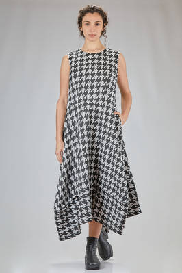 long dress, sleeveless, in cotton, nylon and polyurethane pied de poule  - 157