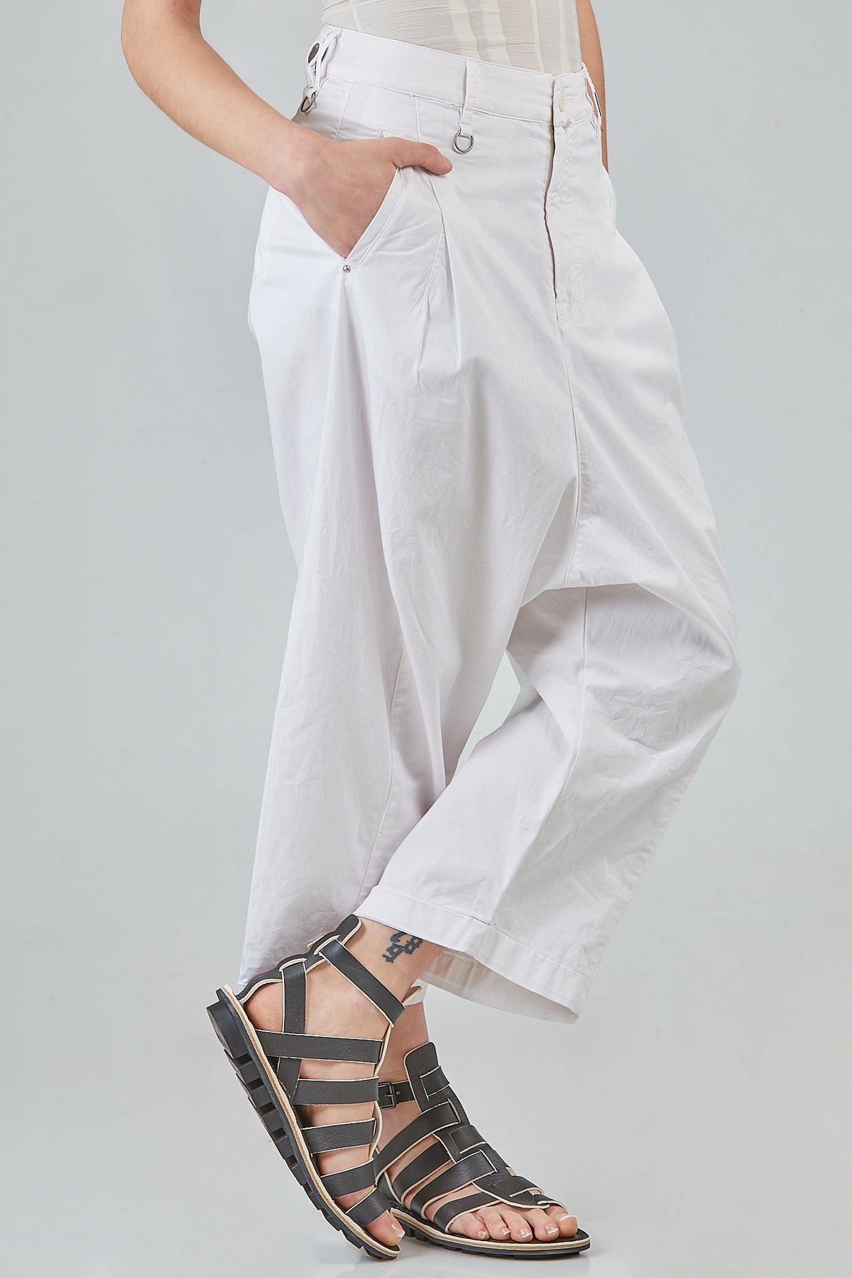 Ivo Milan Radical Fashion - pantaloni - HIGH