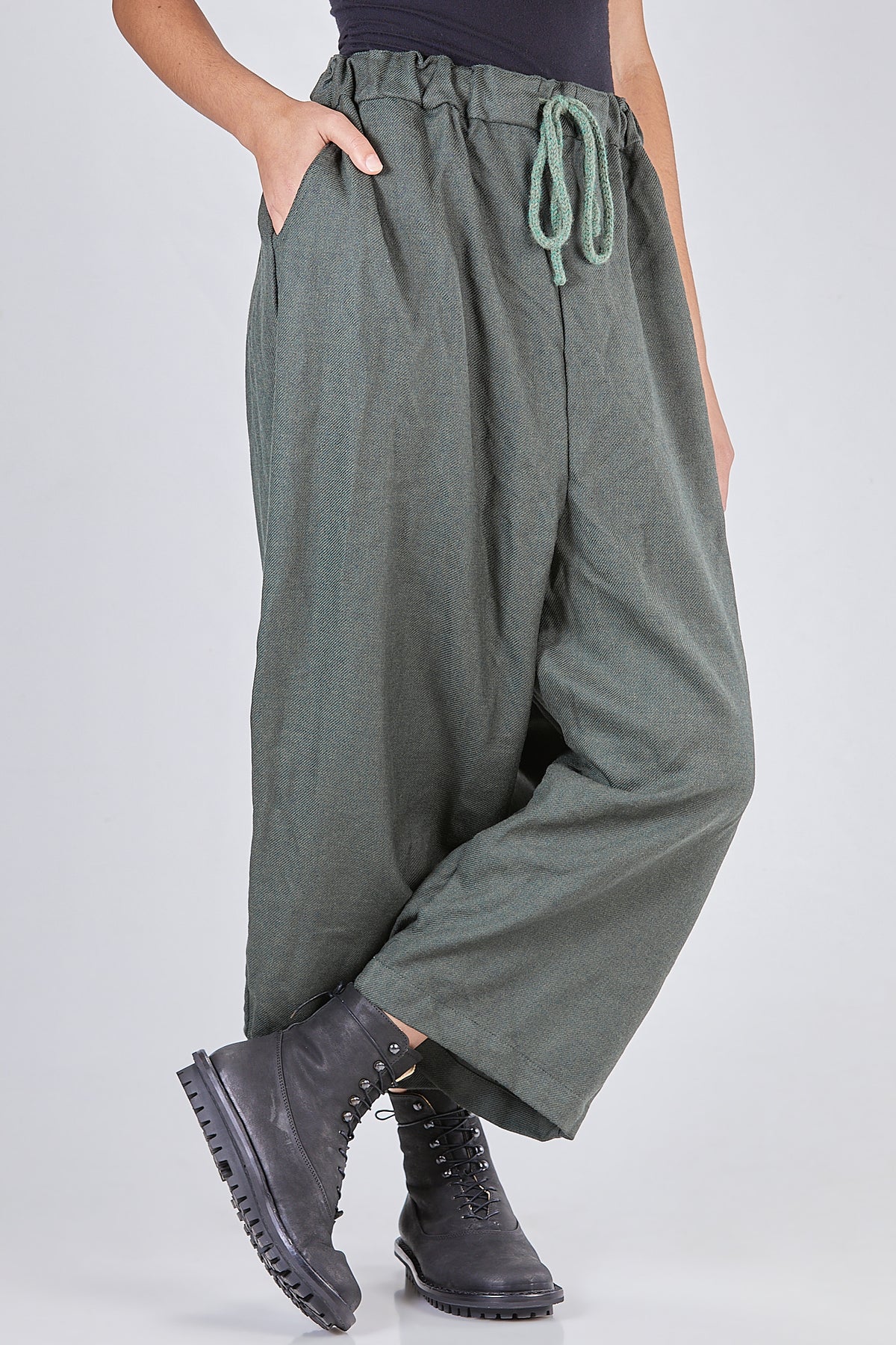 Ivo Milan Radical Fashion - pantaloni - RISA NAKAMURA