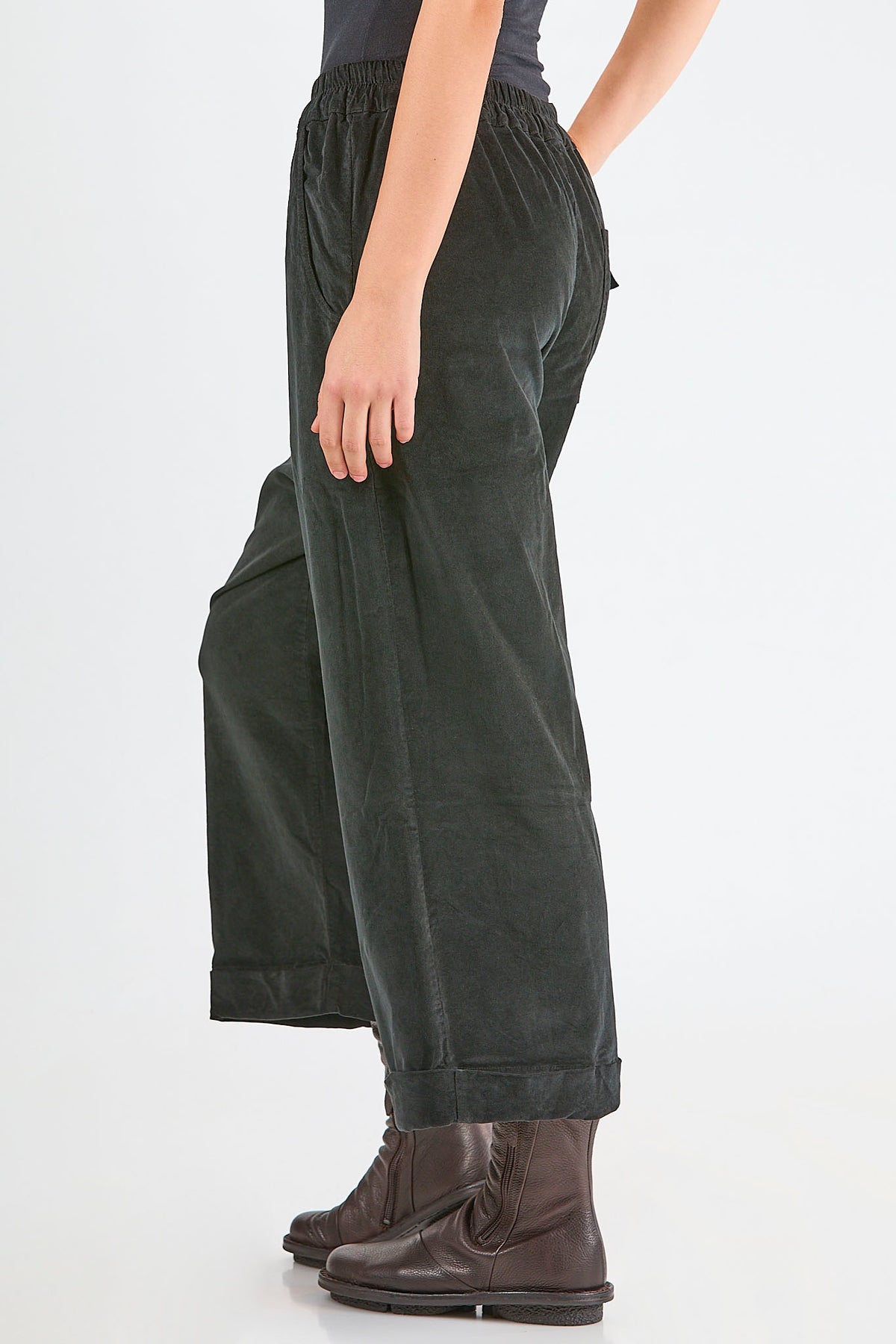 Ivo Milan Radical Fashion - pantaloni - SERIEN°UMERICA