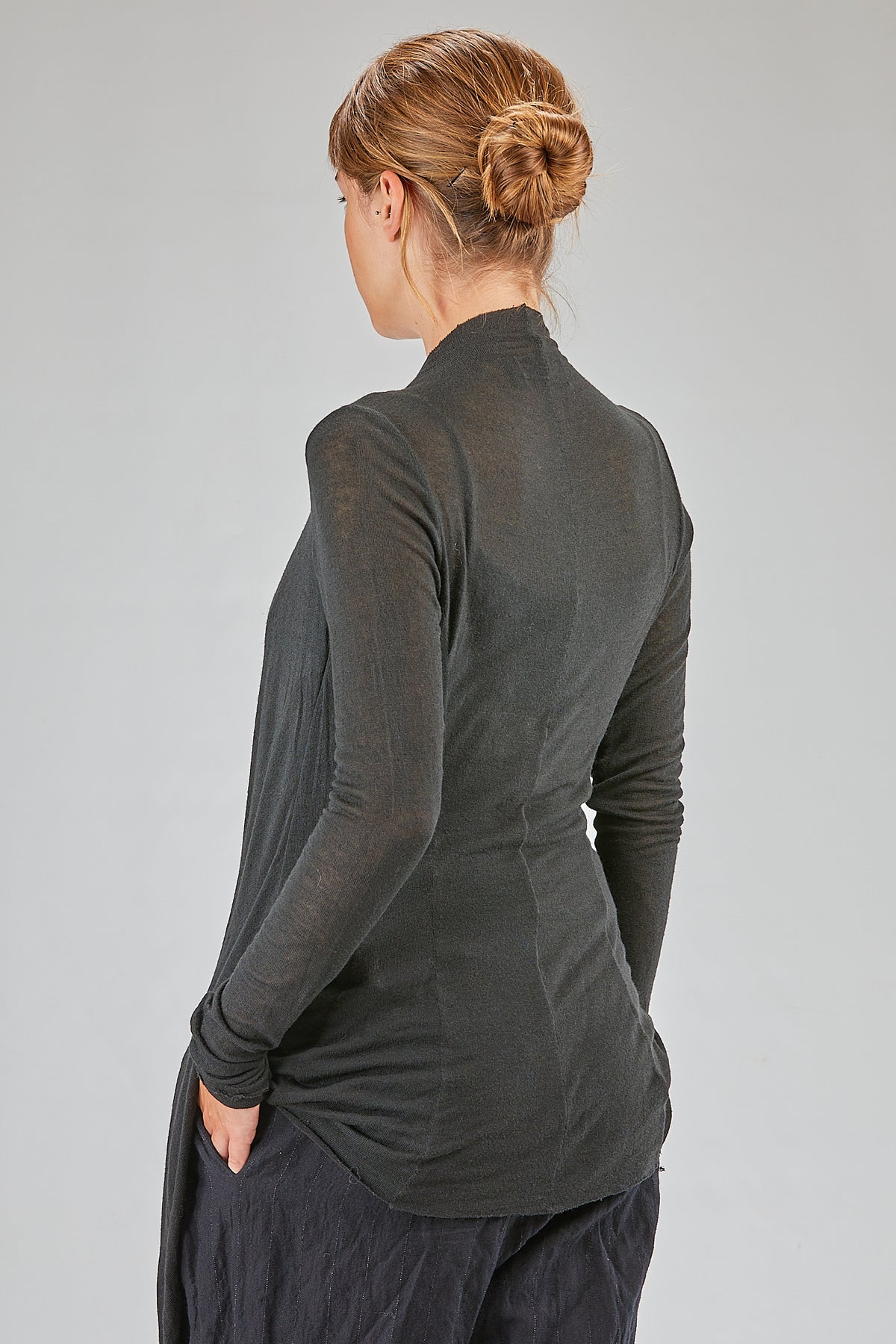 Ivo Milan Radical Fashion - top - MARC LE BIHAN