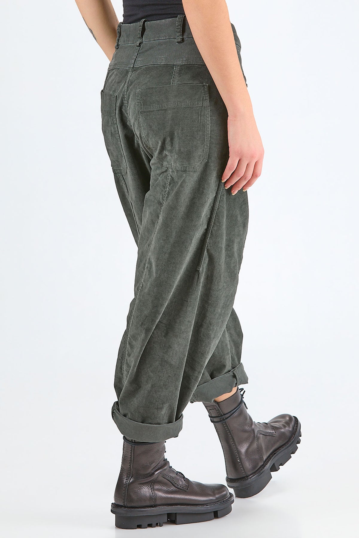 Ivo Milan Radical Fashion - pantaloni - MASNADA