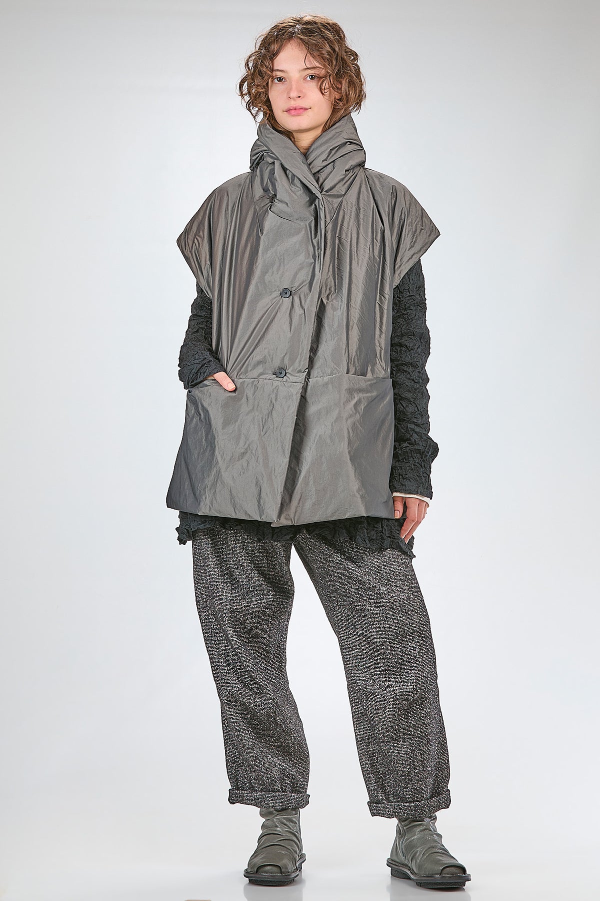 Ivo Milan Radical Fashion - piumini - SHU MORIYAMA