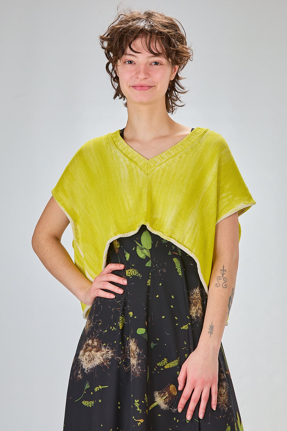 http://localhost:8180/imgBeestore/31816-1 A.jpg