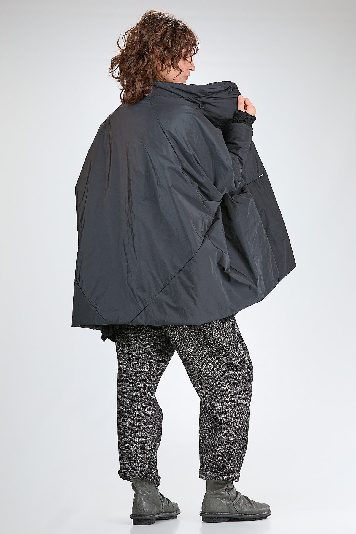 Ivo Milan Radical Fashion - cappotti - SHU MORIYAMA