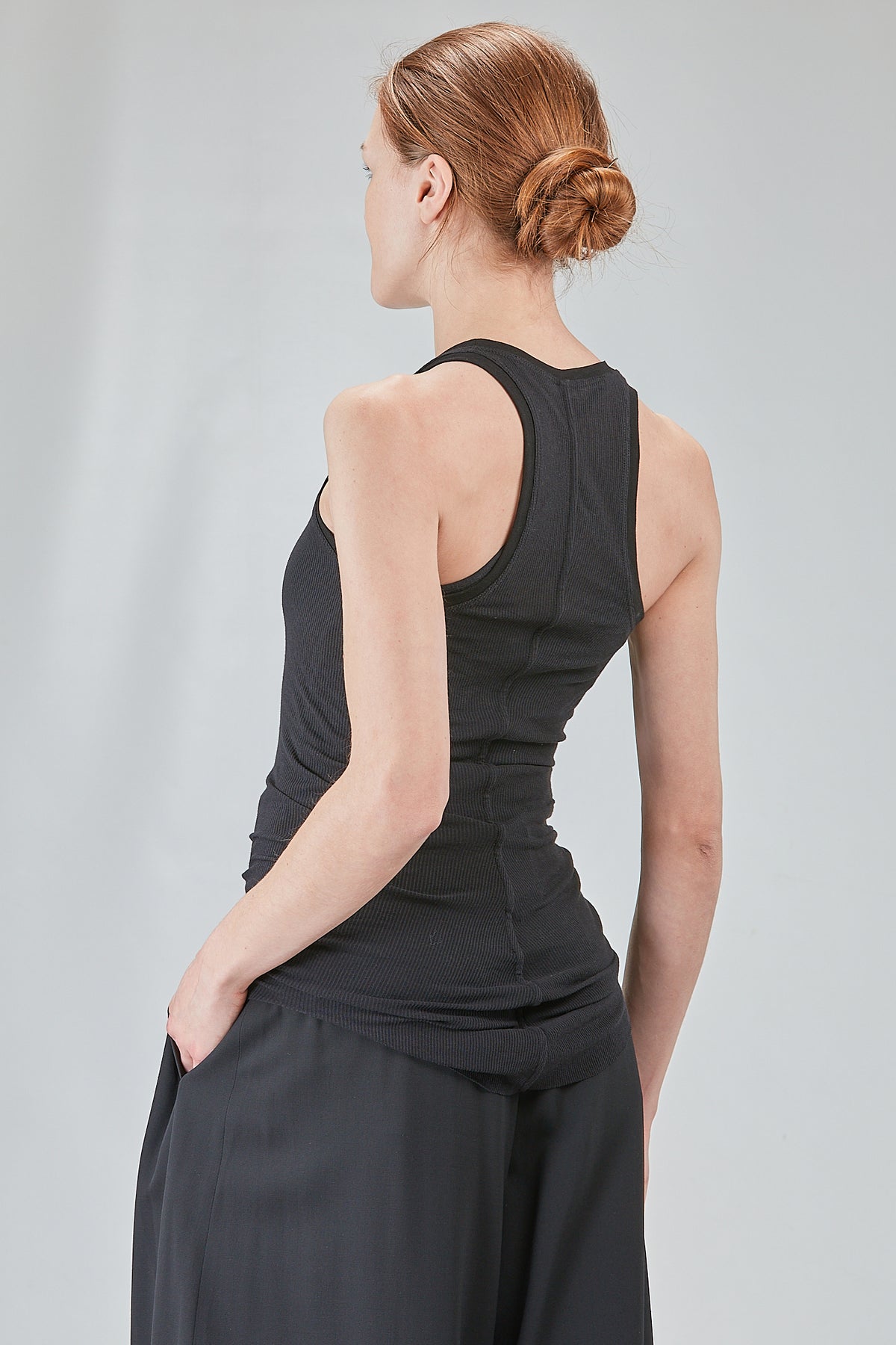 Ivo Milan Radical Fashion - canottiere - ISABEL BENENATO