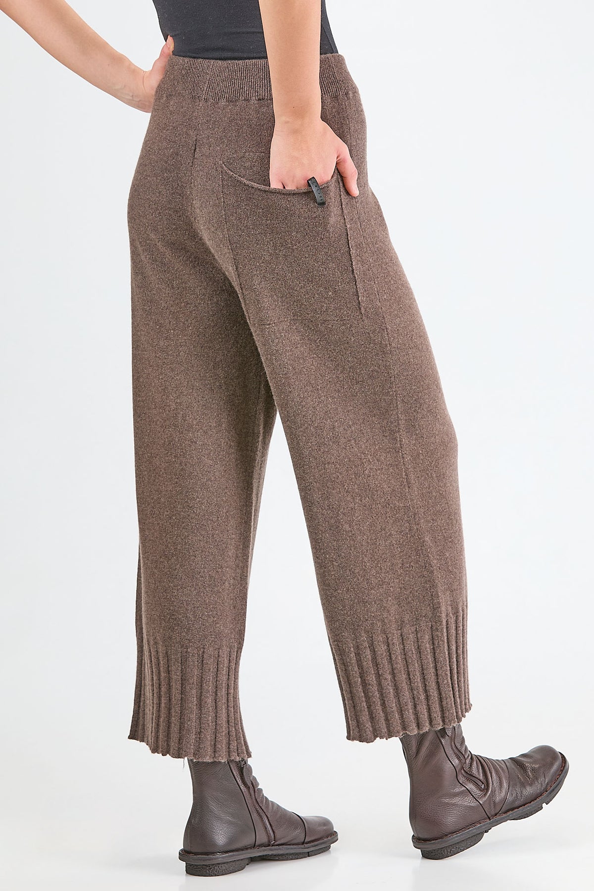 Ivo Milan Radical Fashion - pantaloni - SERIEN°UMERICA