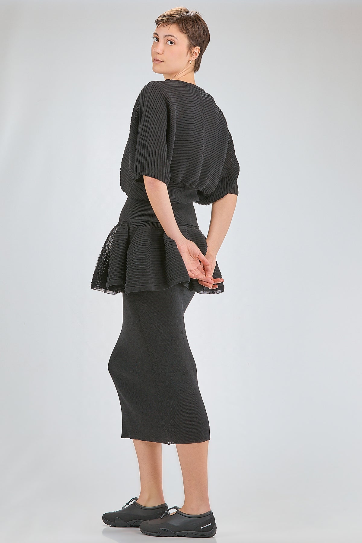 http://localhost:8180/imgBeestore/31662-1 A.jpg
