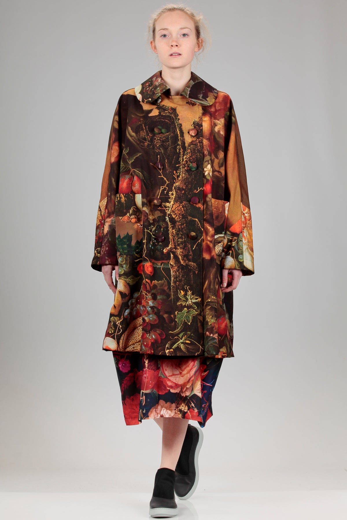 Double-breasted overcoat