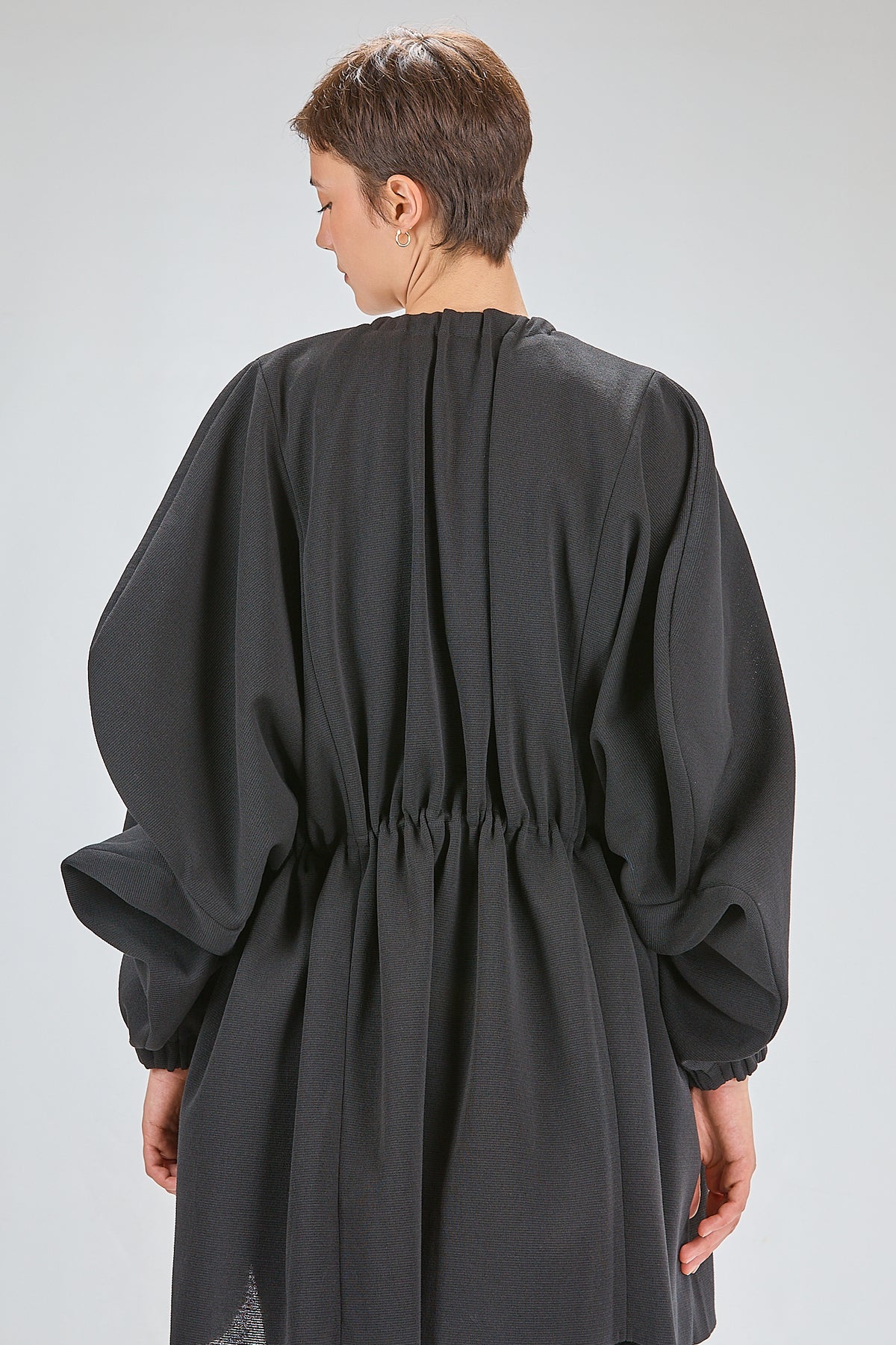 http://localhost:8180/imgBeestore/31659-1 A.jpg