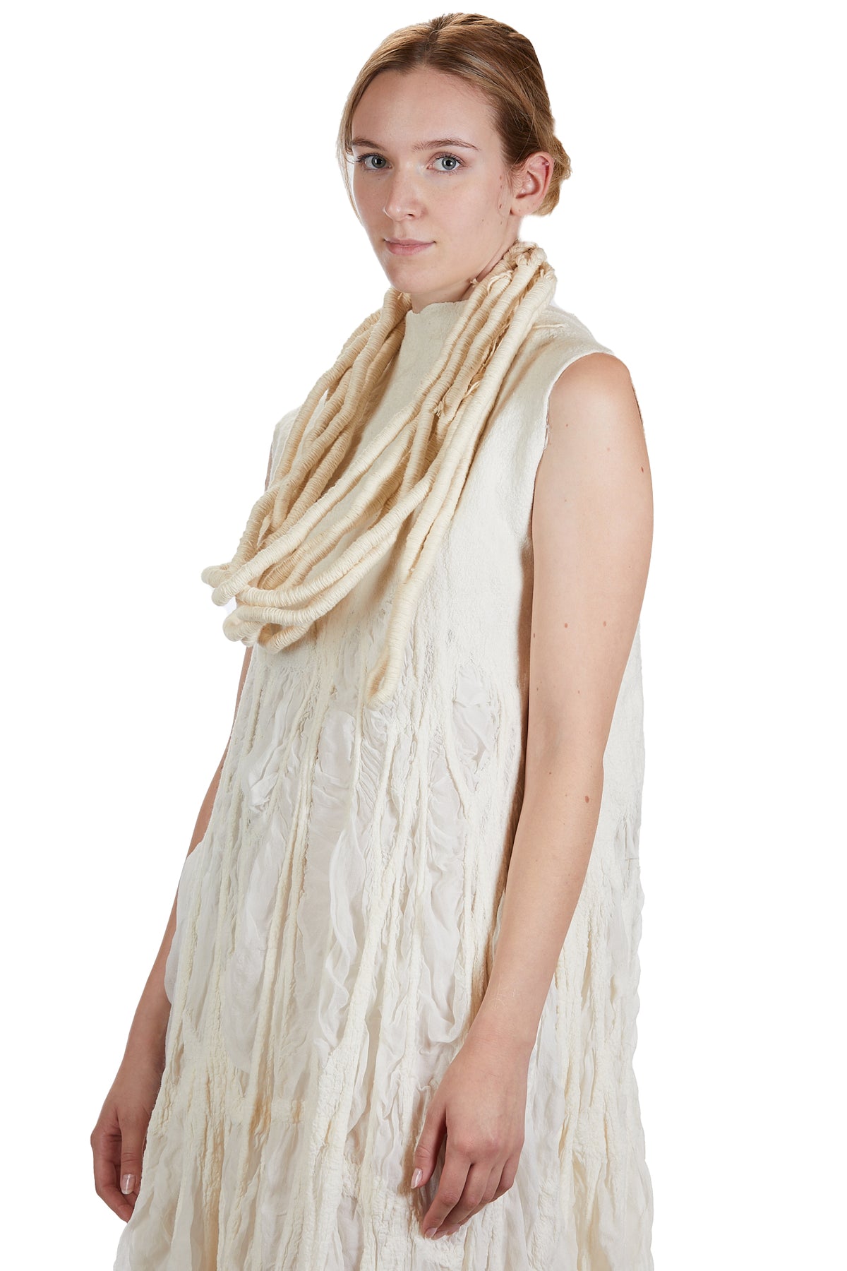 Ivo Milan Radical Fashion - bojoux - AGOSTINA ZWILLING
