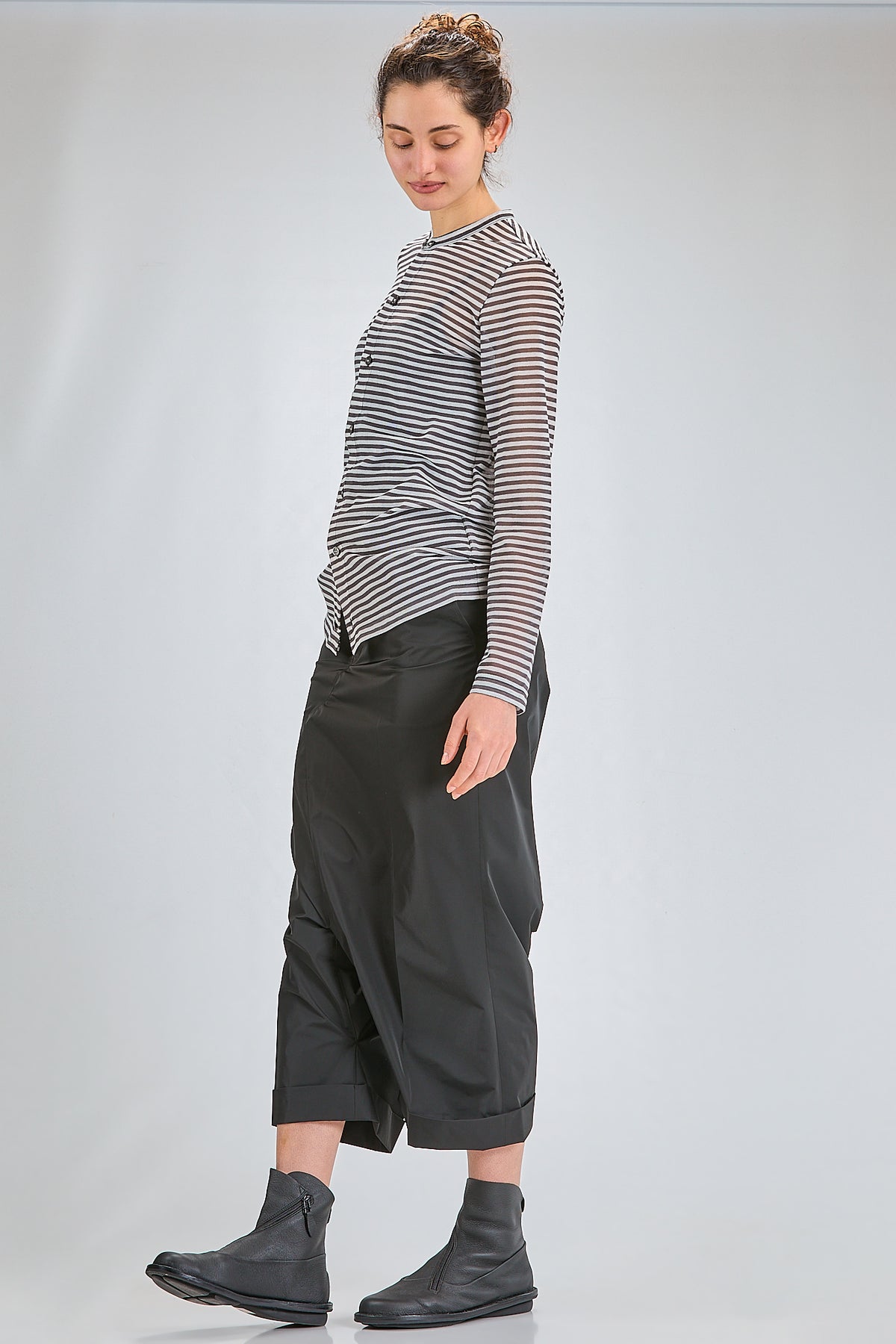 http://localhost:8180/imgBeestore/31712-1 A.jpg