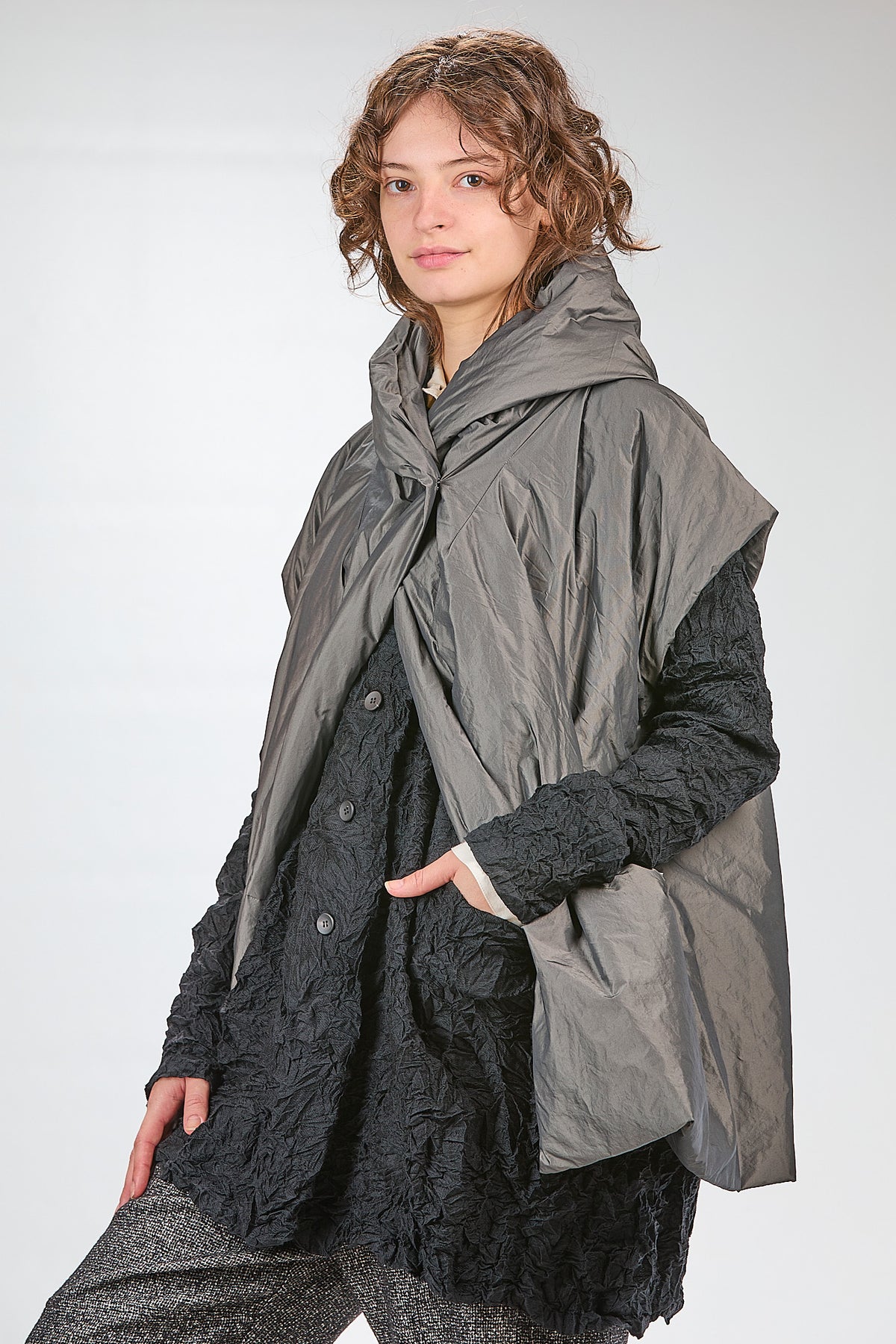 Ivo Milan Radical Fashion - piumini - SHU MORIYAMA