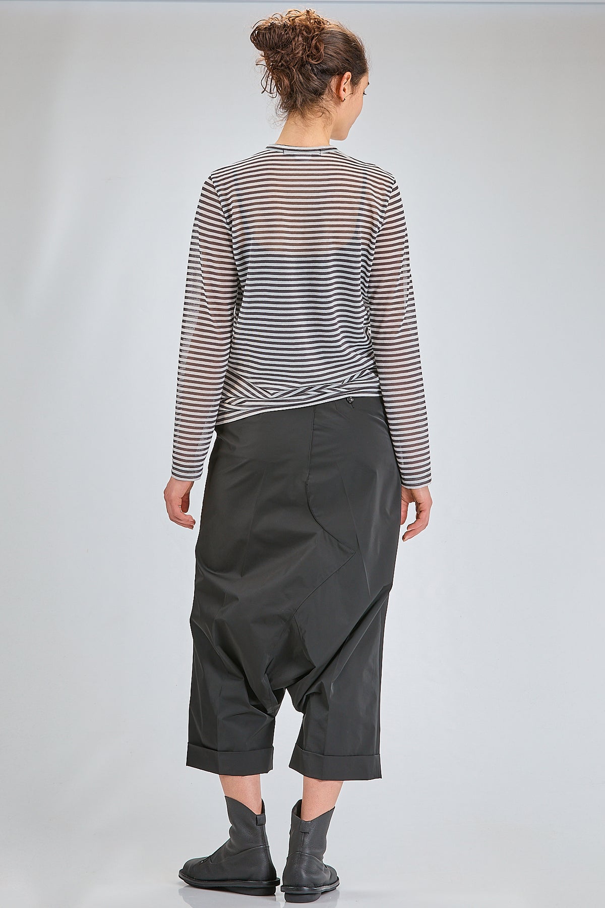 http://localhost:8180/imgBeestore/31712-1 A.jpg