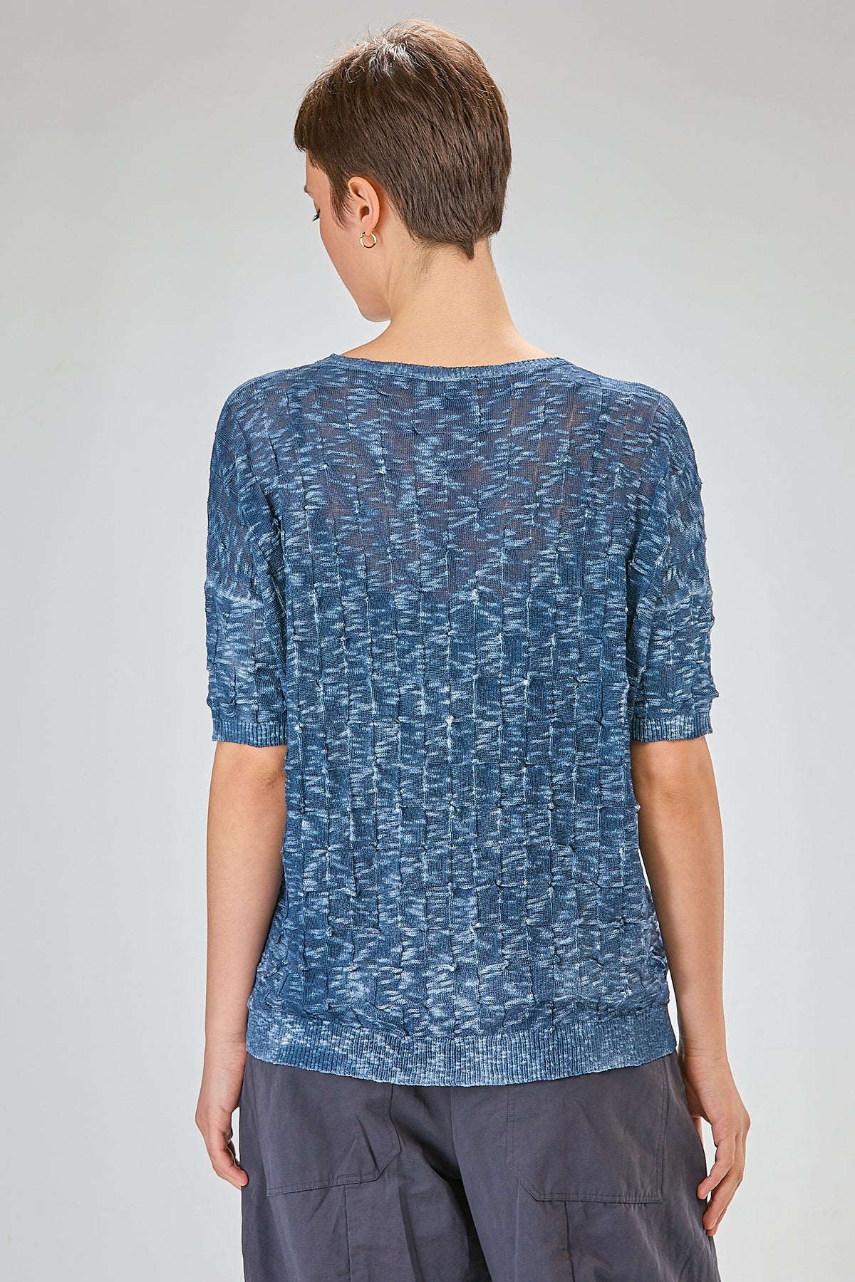 http://localhost:8180/imgBeestore/31686-1 A.jpg