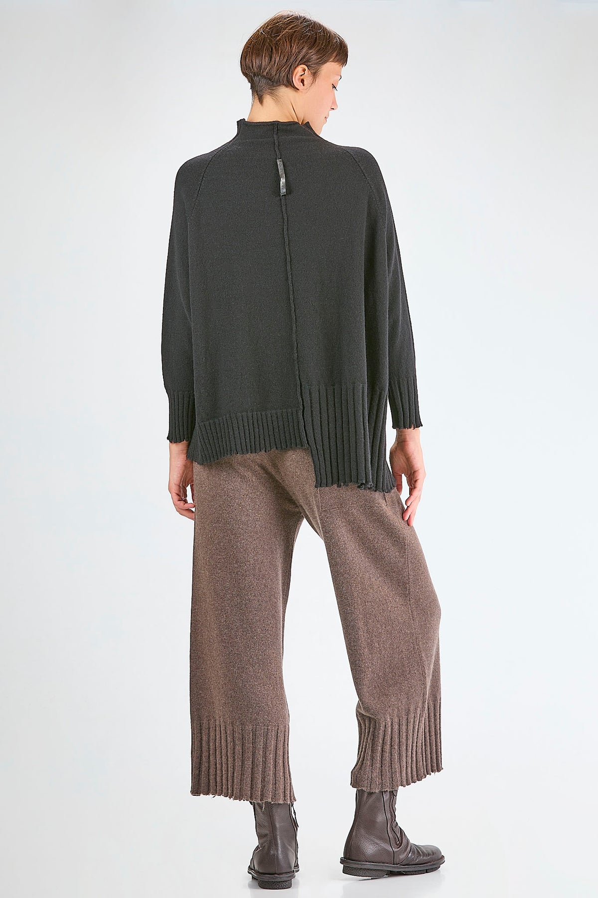 Ivo Milan Radical Fashion - maglieria d. - SERIEN°UMERICA