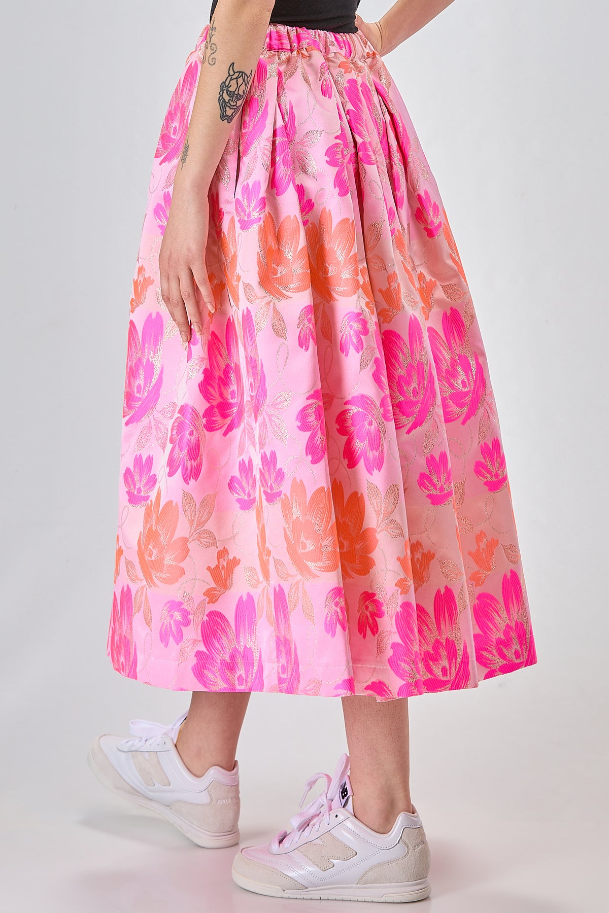 http://localhost:8180/imgBeestore/31735-1 A.jpg