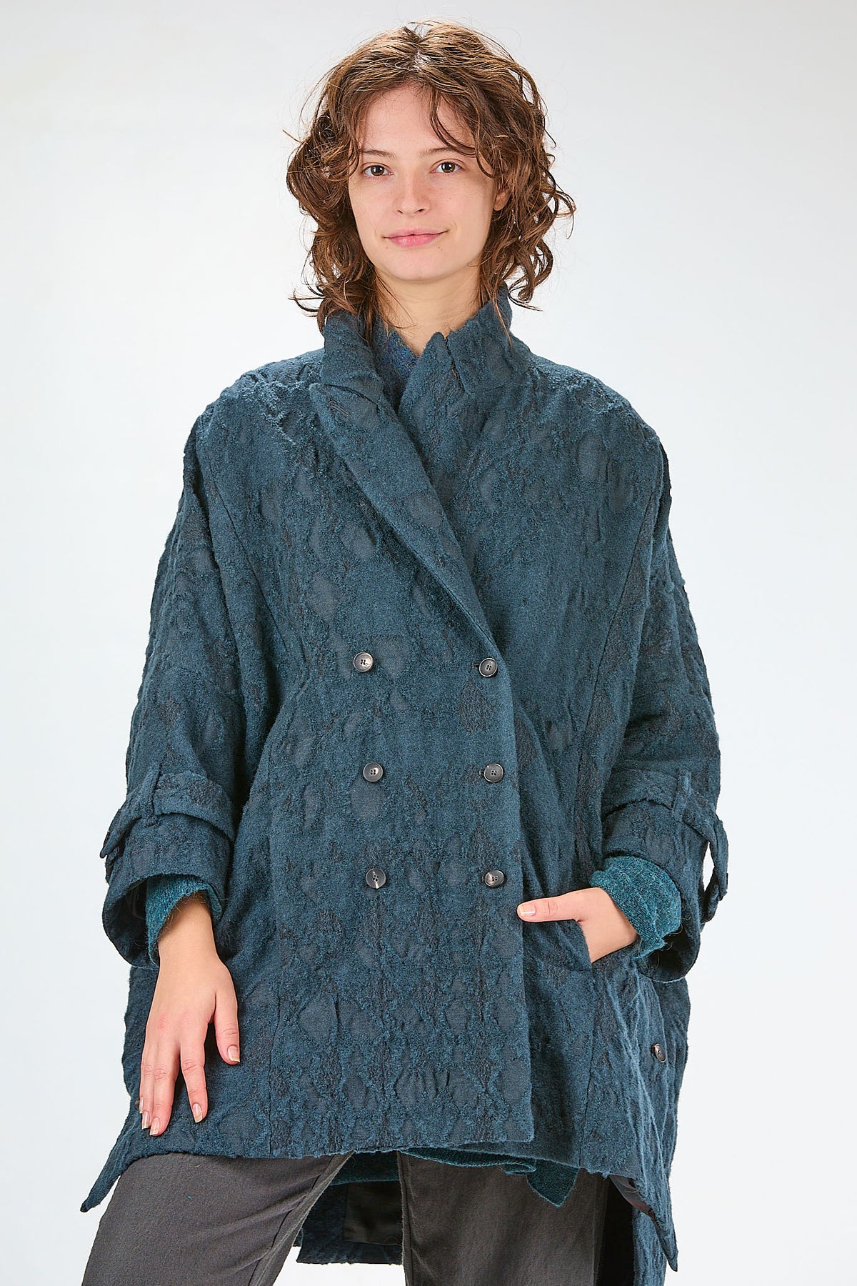 Ivo Milan Radical Fashion - caban d. - MASNADA