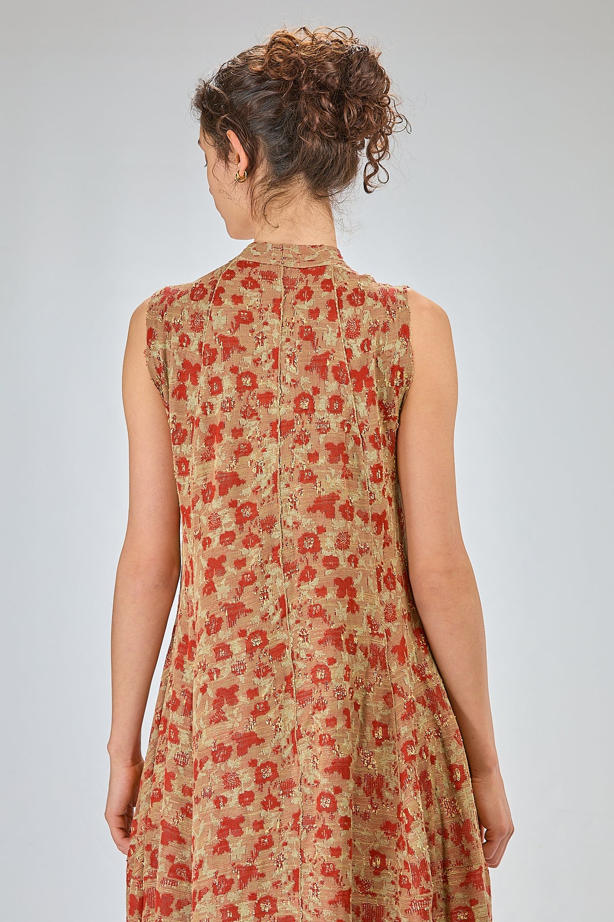 http://localhost:8180/imgBeestore/31650-1 A.jpg