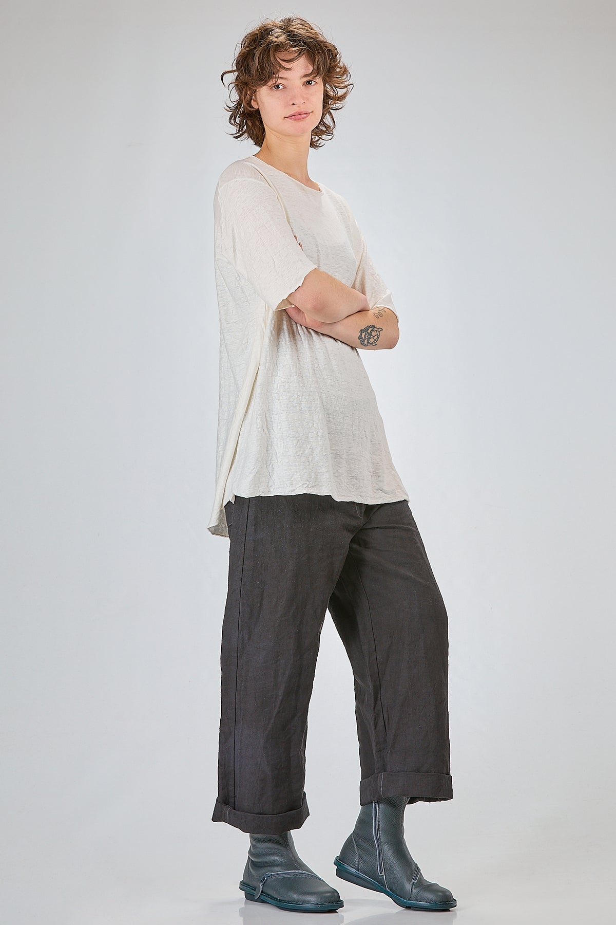 http://localhost:8180/imgBeestore/31590-1 A.jpg