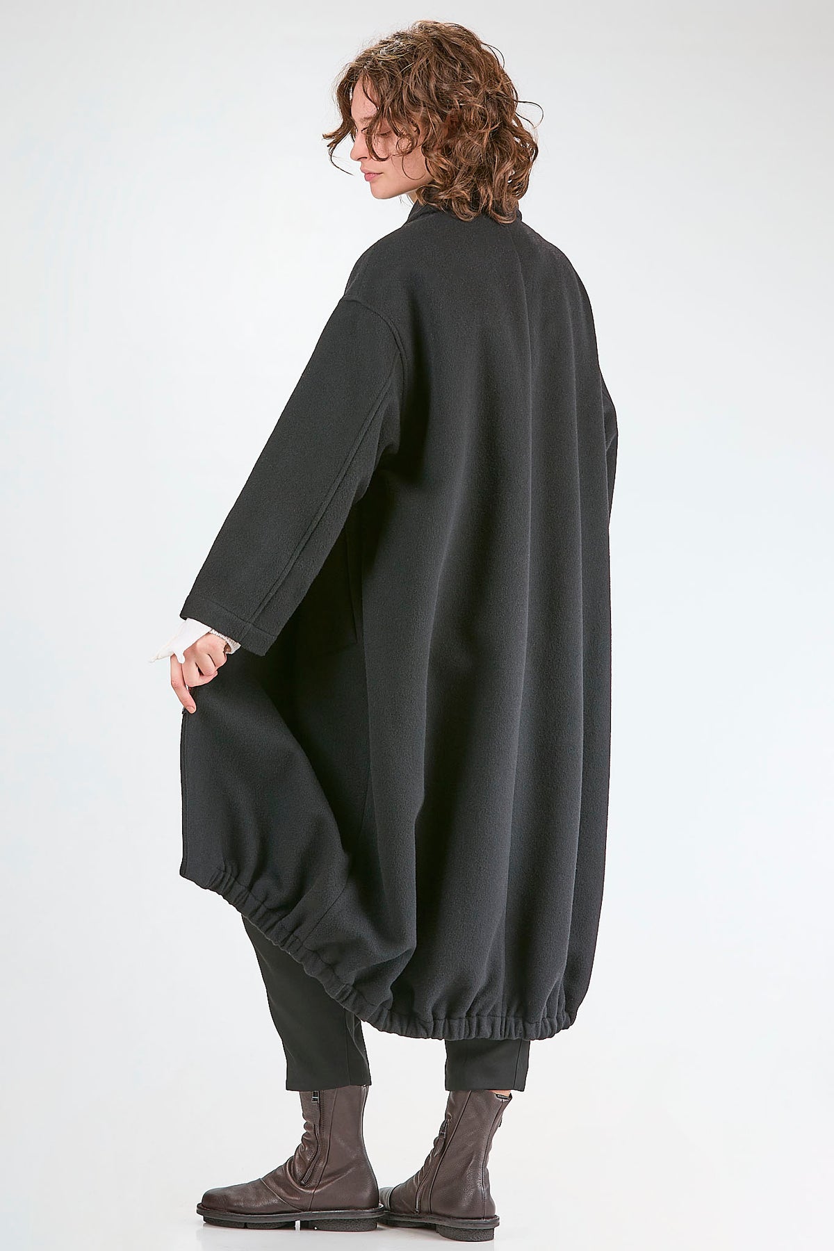 Ivo Milan Radical Fashion - cappotti - CÀPE CONCEPT