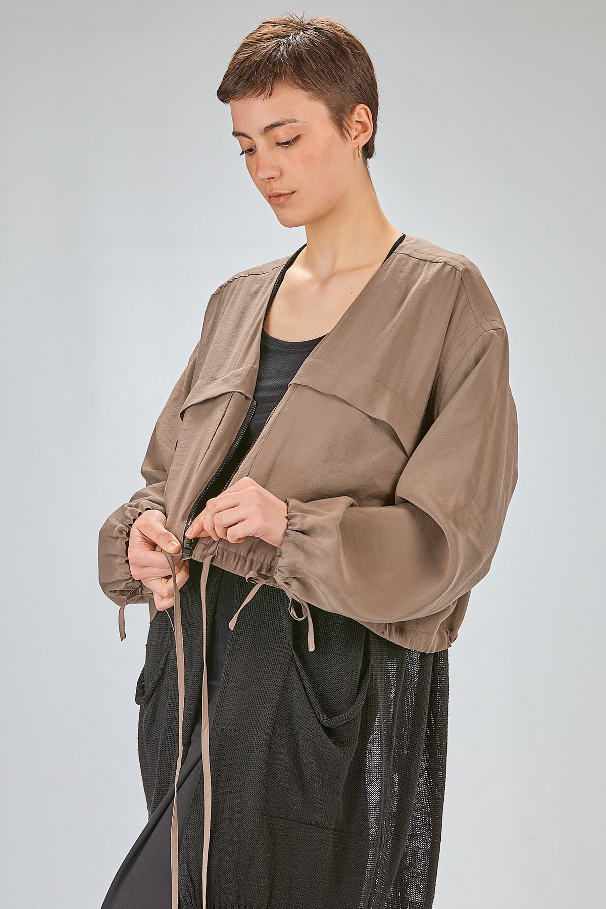 http://localhost:8180/imgBeestore/31586-1 A.jpg