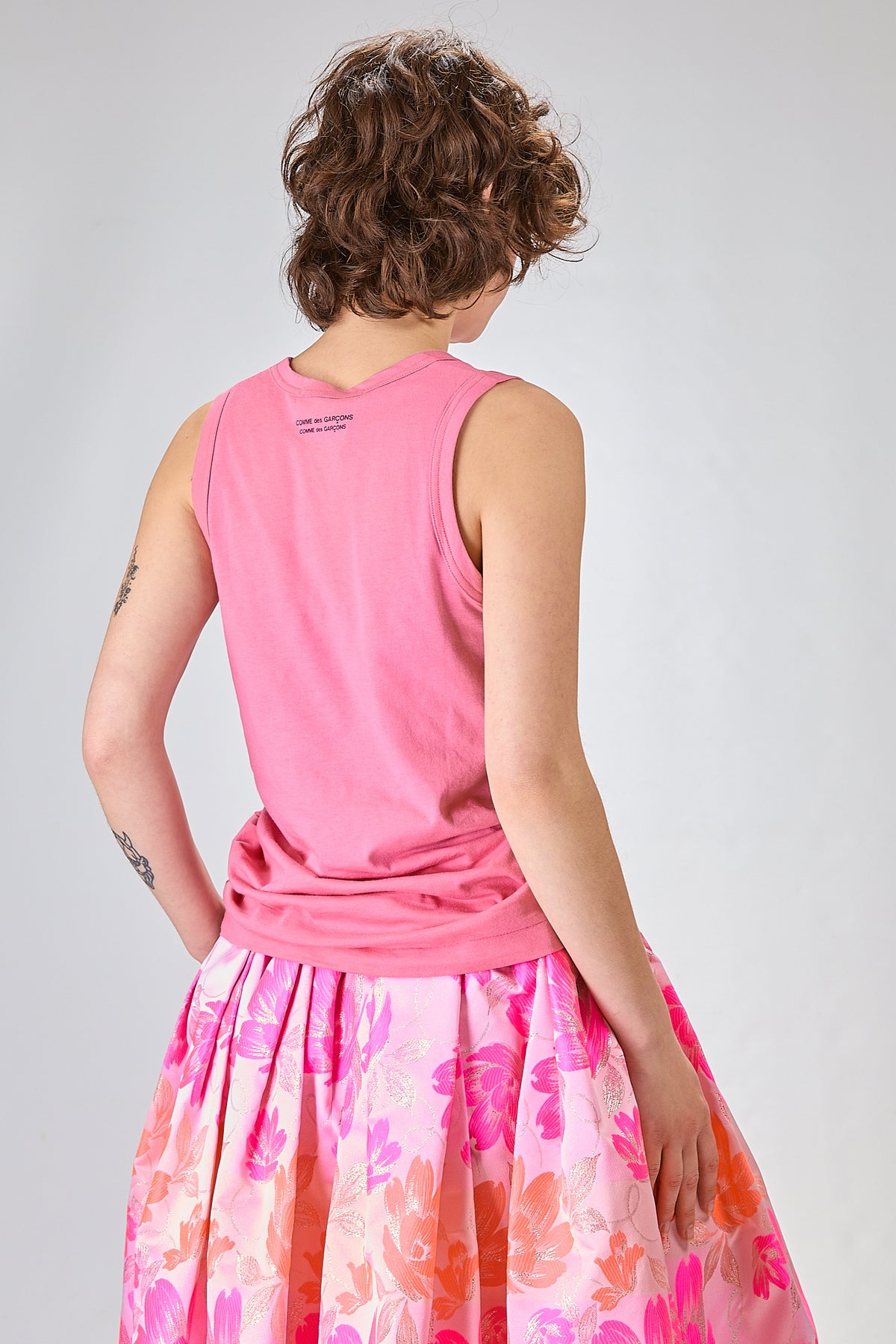 http://localhost:8180/imgBeestore/31733-1 A.jpg
