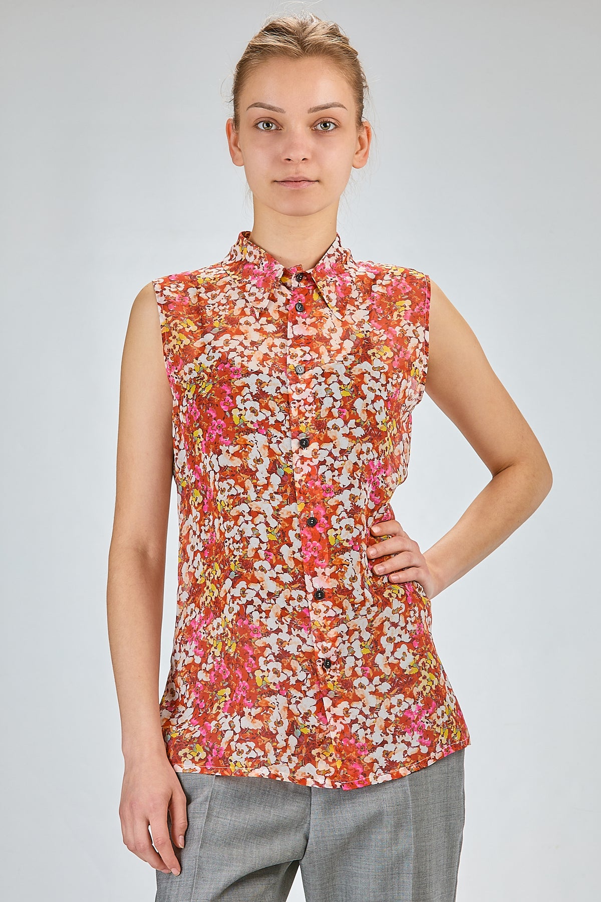 http://localhost:8180/imgBeestore/31717-1 A.jpg