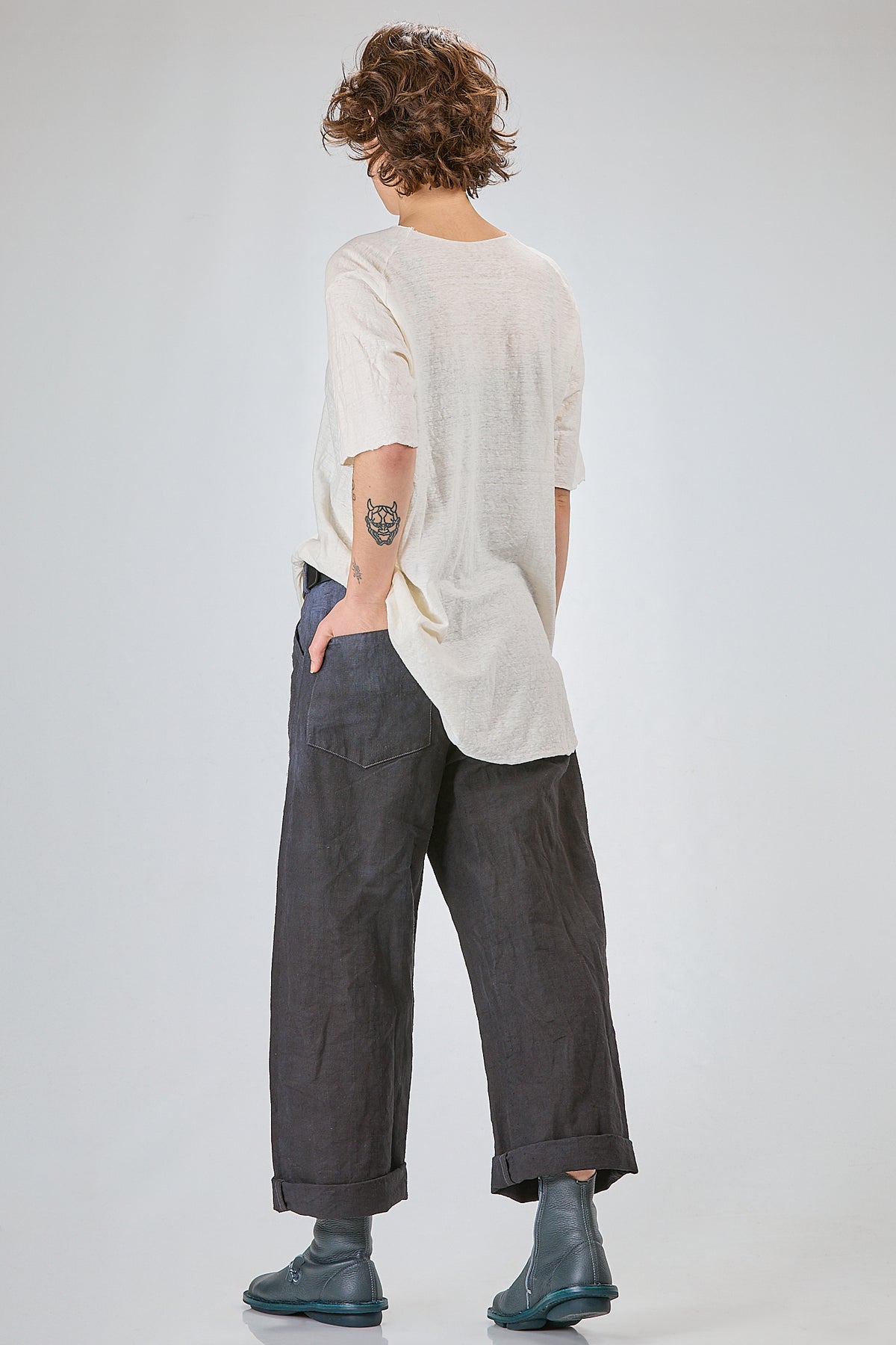 http://localhost:8180/imgBeestore/31590-1 A.jpg