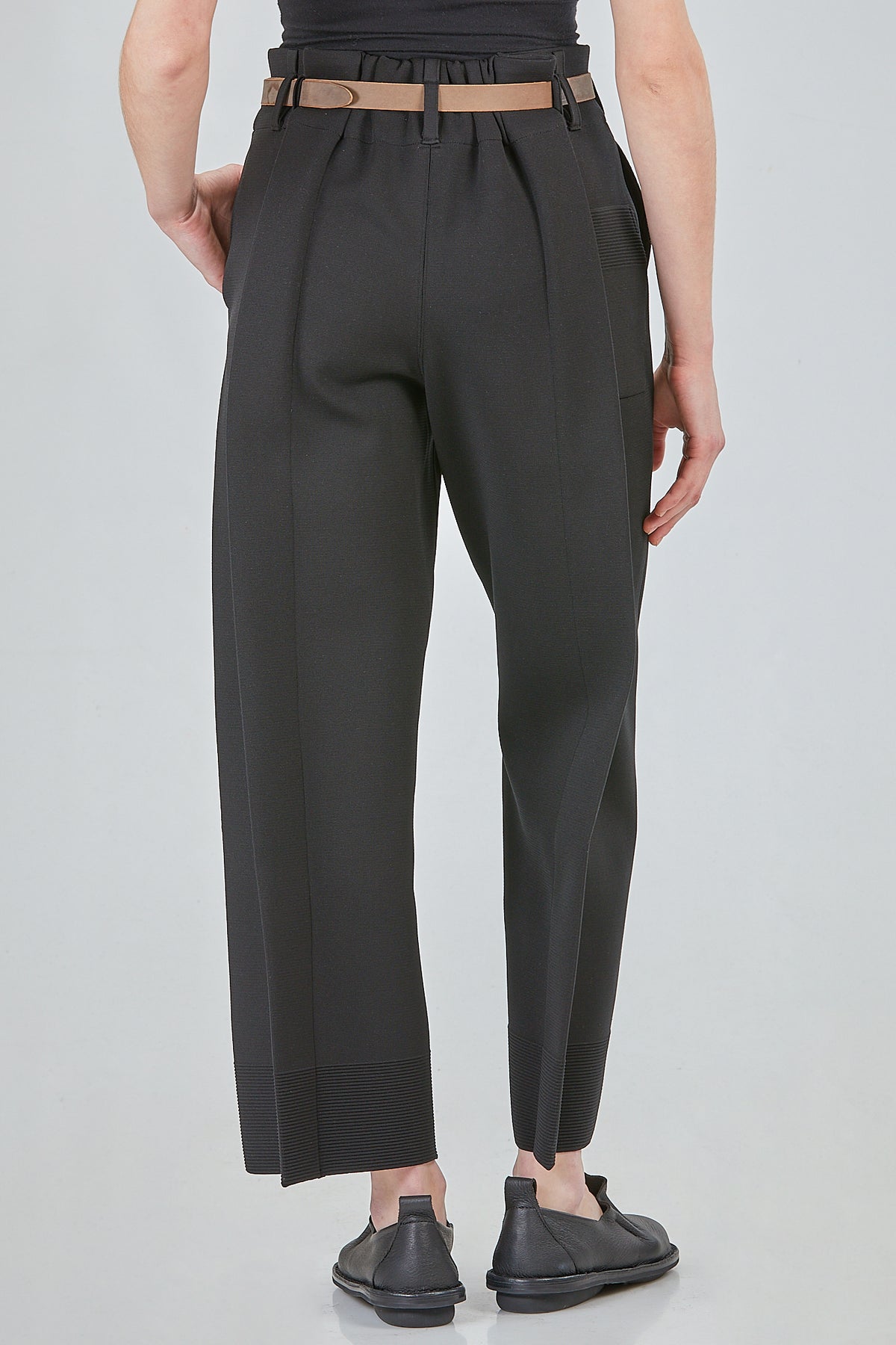 Ivo Milan Radical Fashion - pantaloni - CFCL