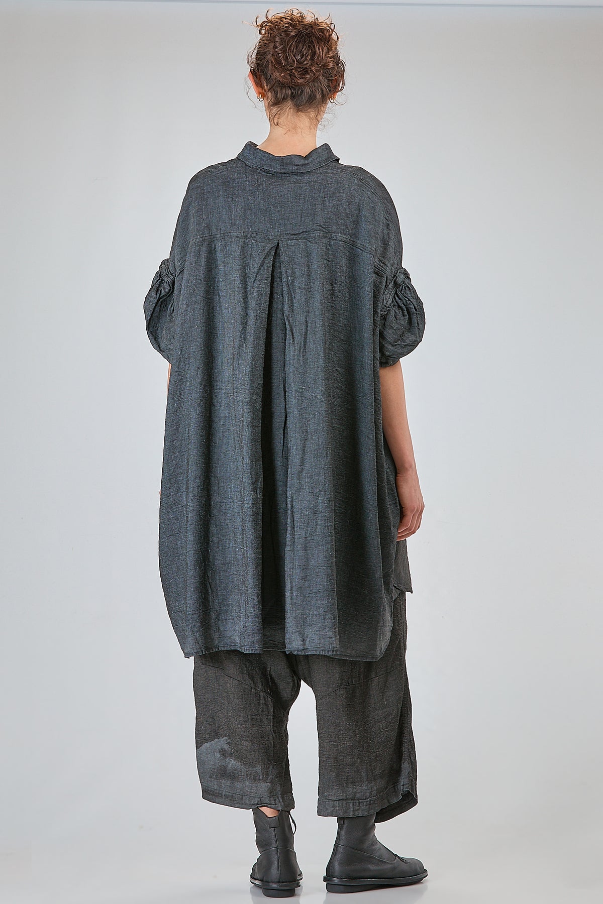 http://localhost:8180/imgBeestore/31799-1 A.jpg