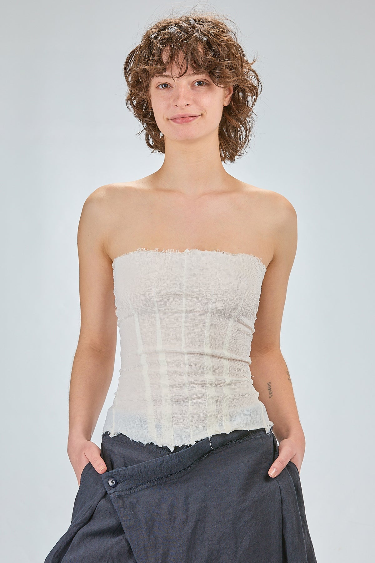 http://localhost:8180/imgBeestore/31760-1 A.jpg