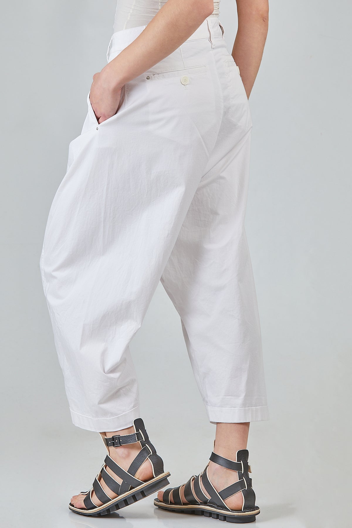 Ivo Milan Radical Fashion - pantaloni - AMINE